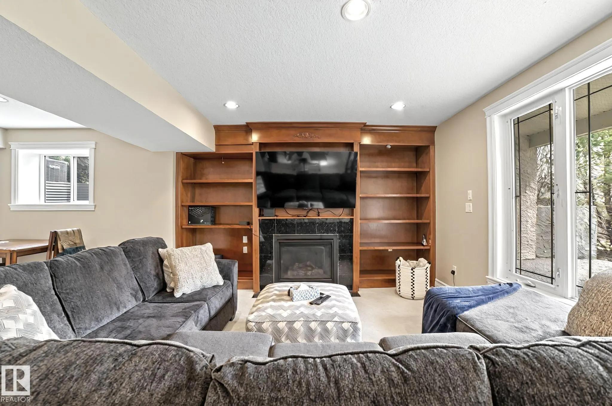 8 Loiselle Way