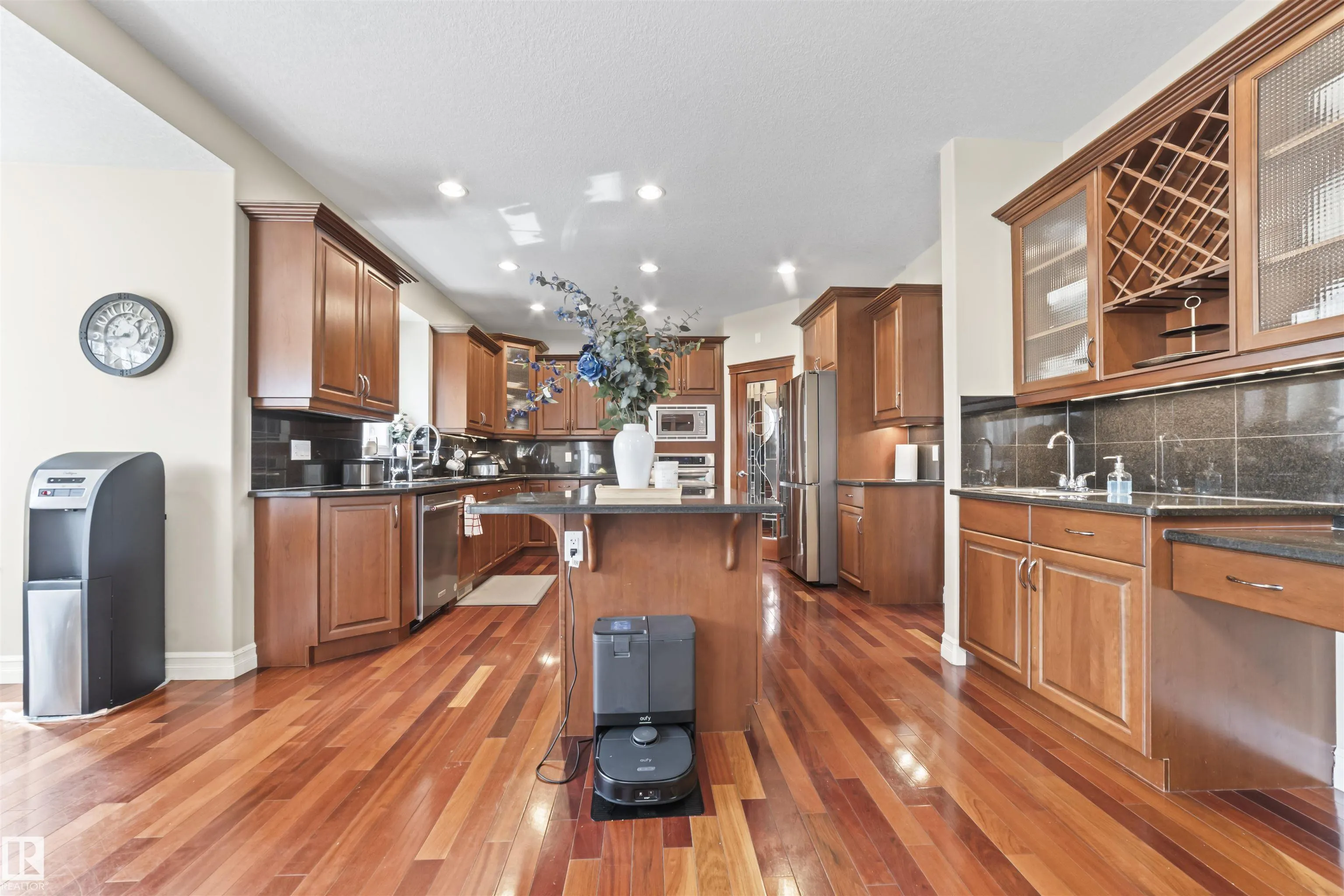 8 Loiselle Way