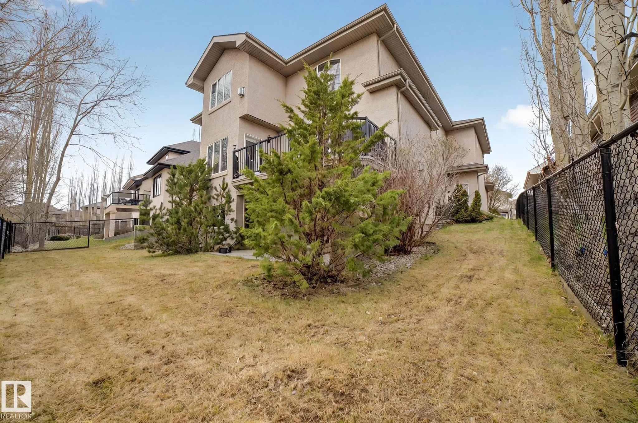 8 Loiselle Way