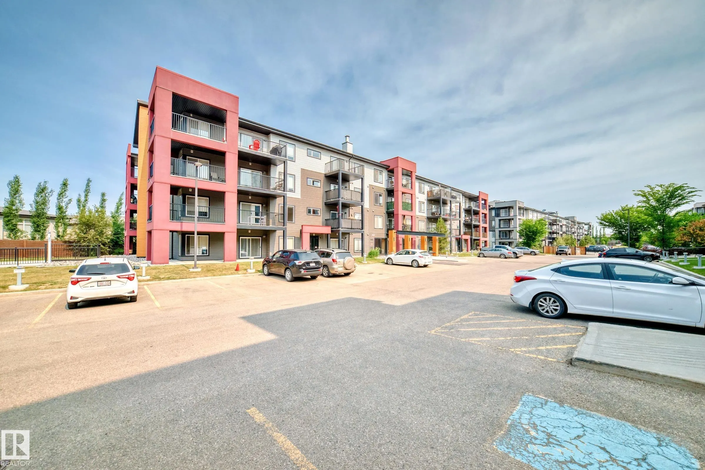 148-348 WINDERMERE Road