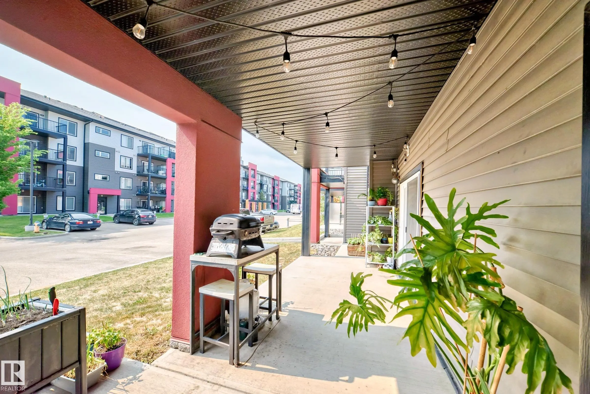 148-348 WINDERMERE Road