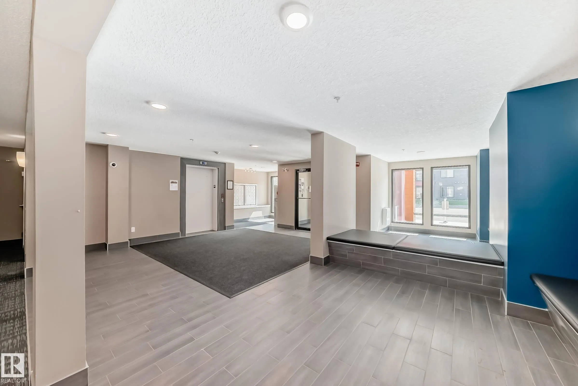 148-348 WINDERMERE Road