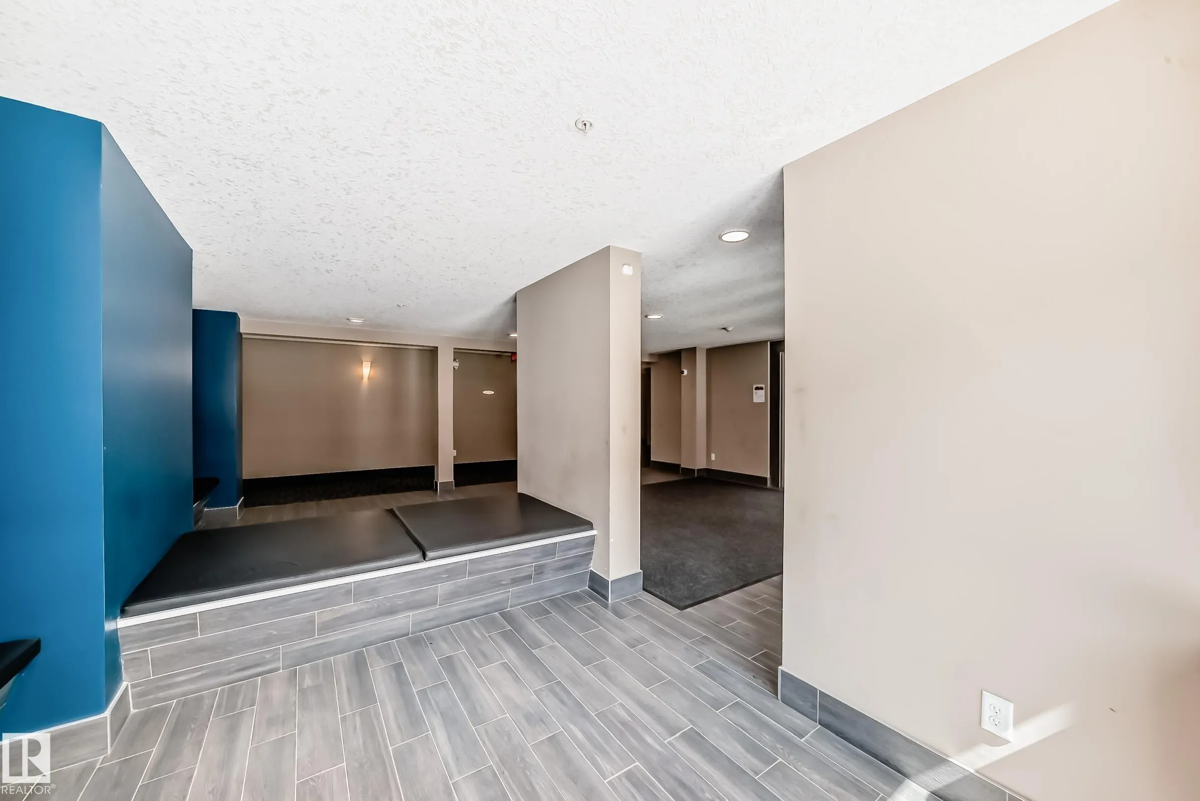 148-348 WINDERMERE Road