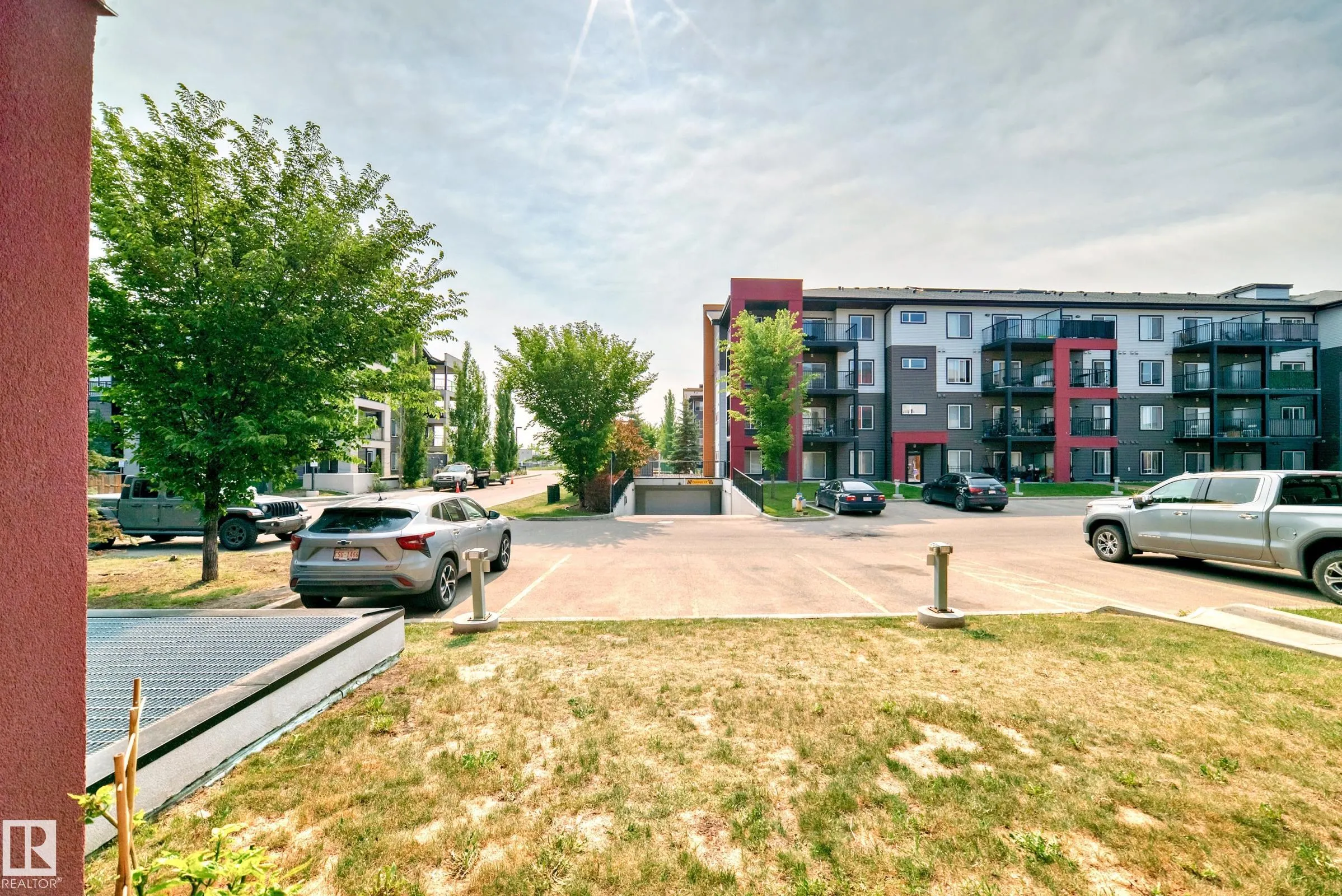 148-348 WINDERMERE Road