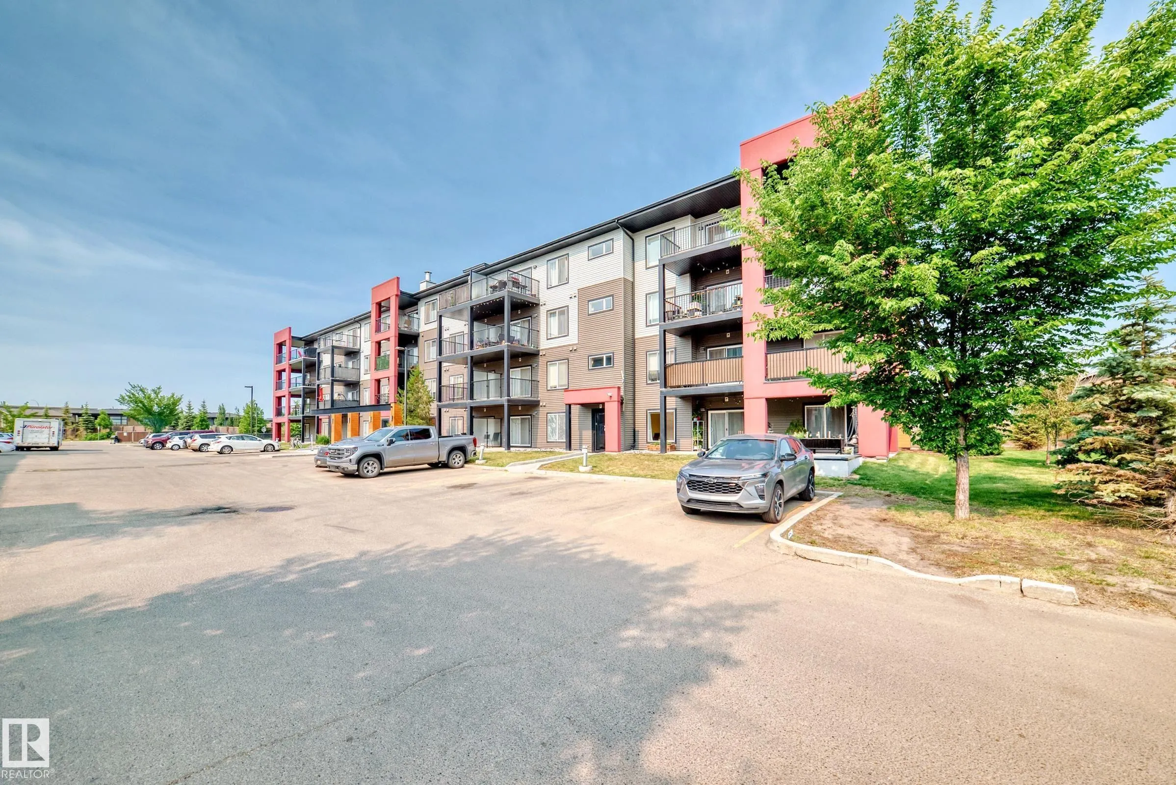 148-348 WINDERMERE Road