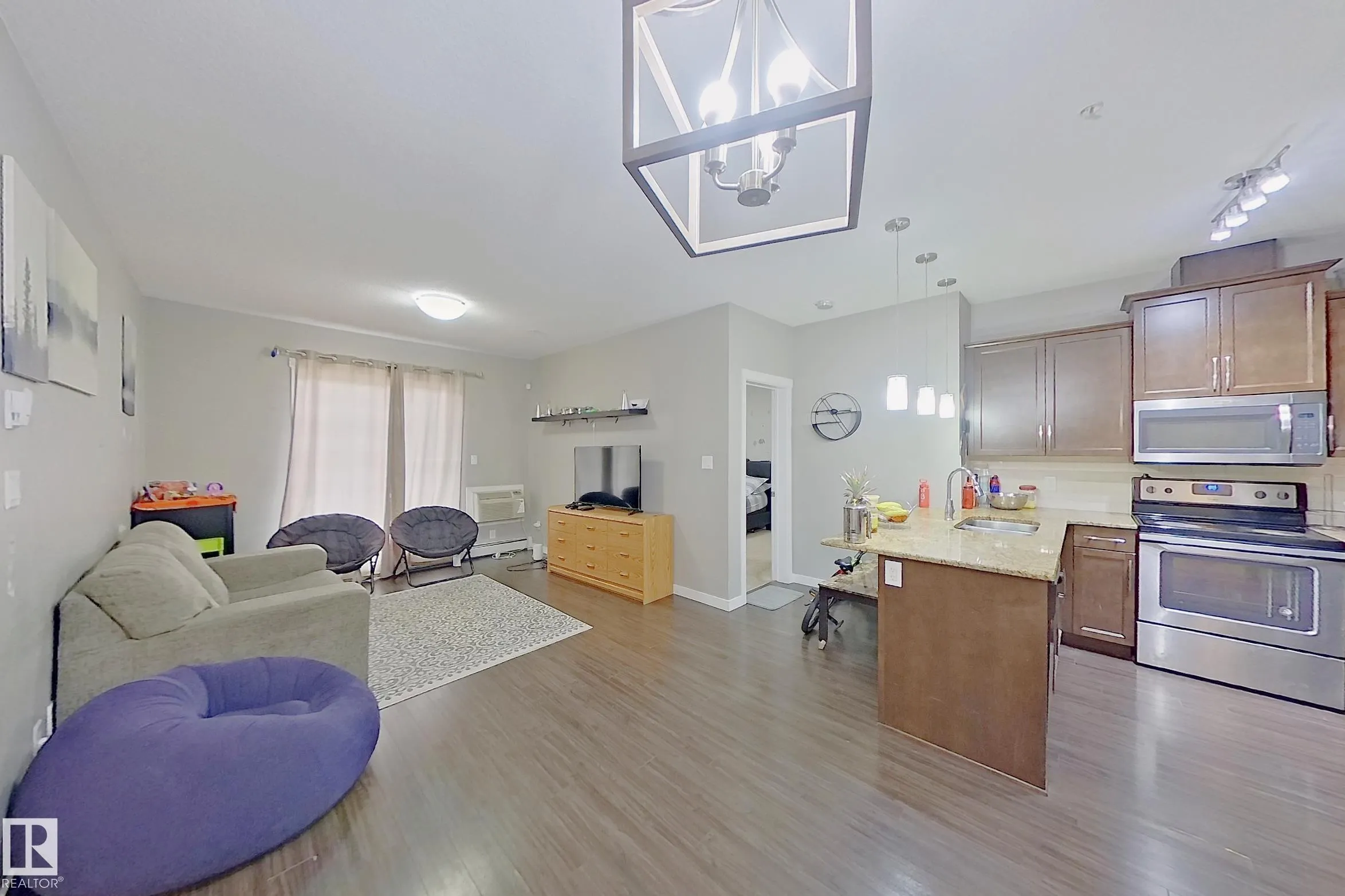812 WELSH Drive