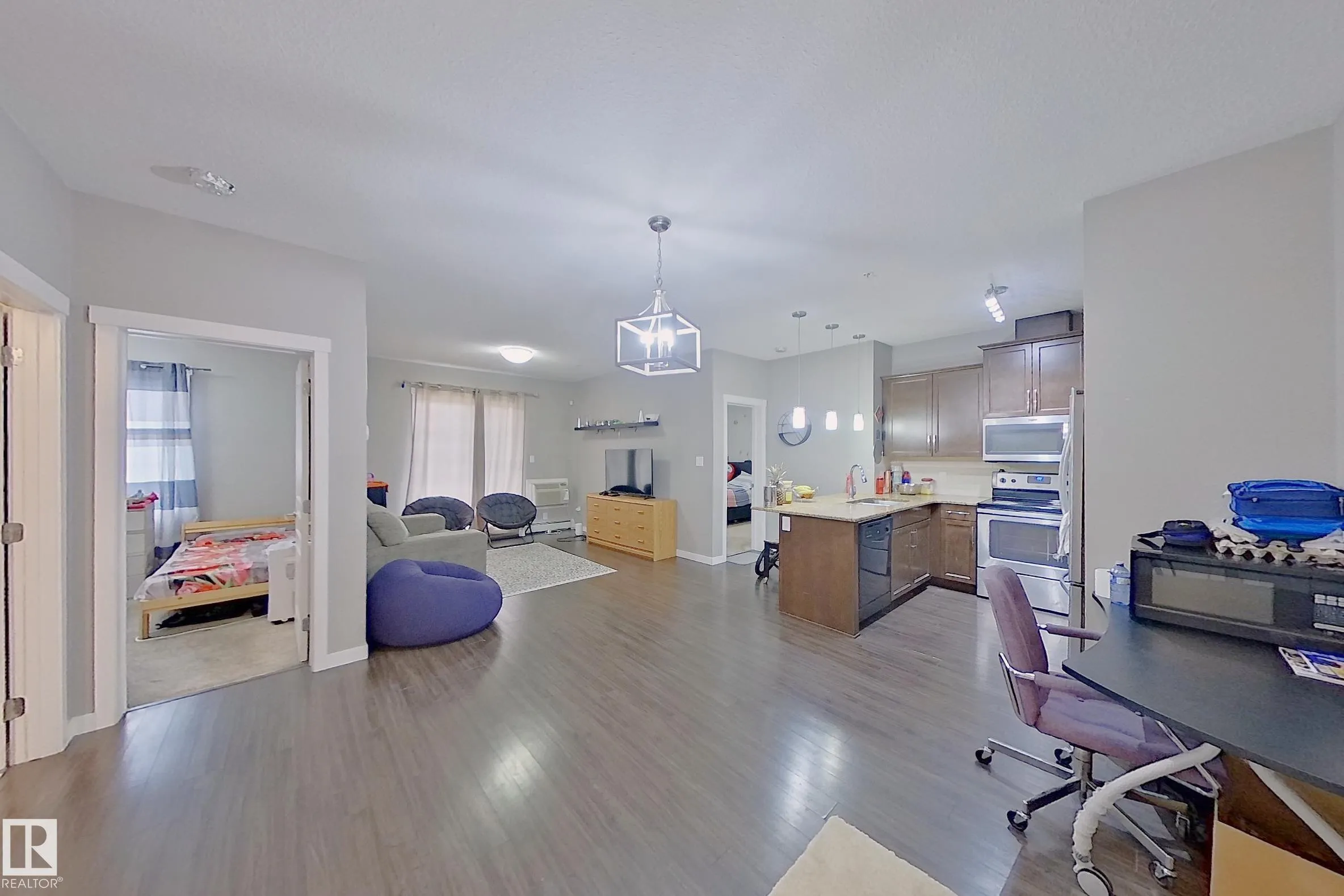 812 WELSH Drive