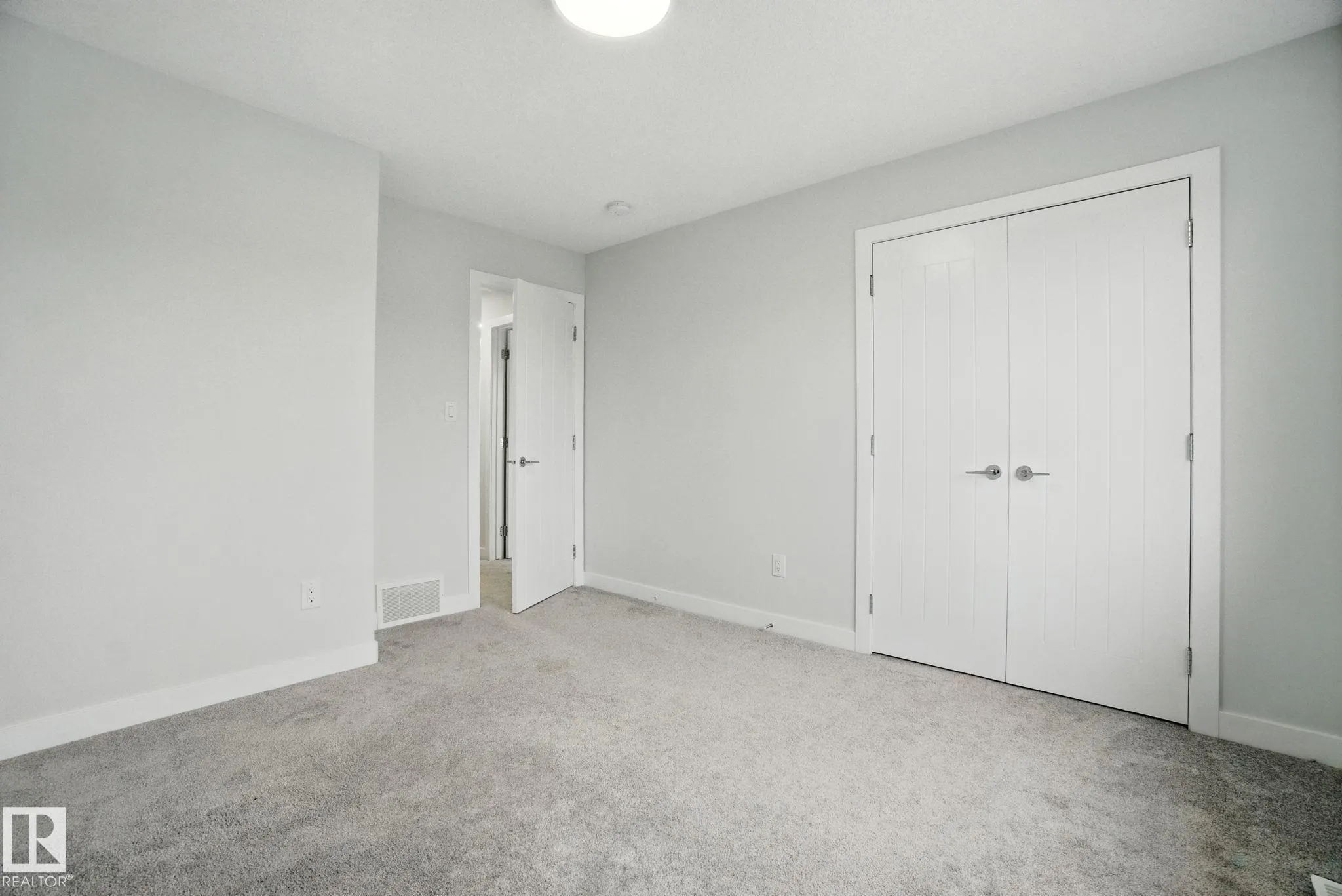 7614 CREIGHTON Place