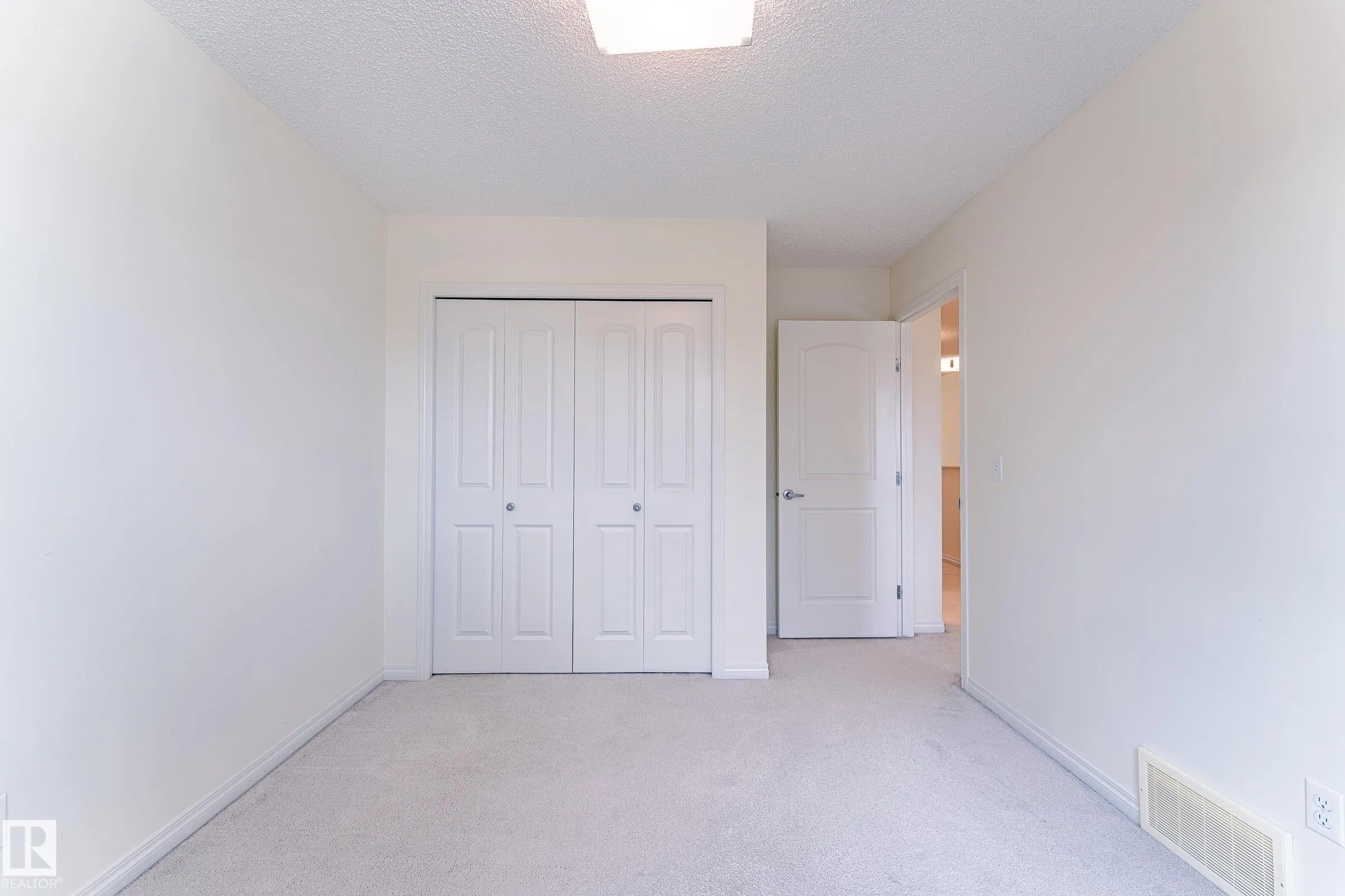 4360 Annett Common