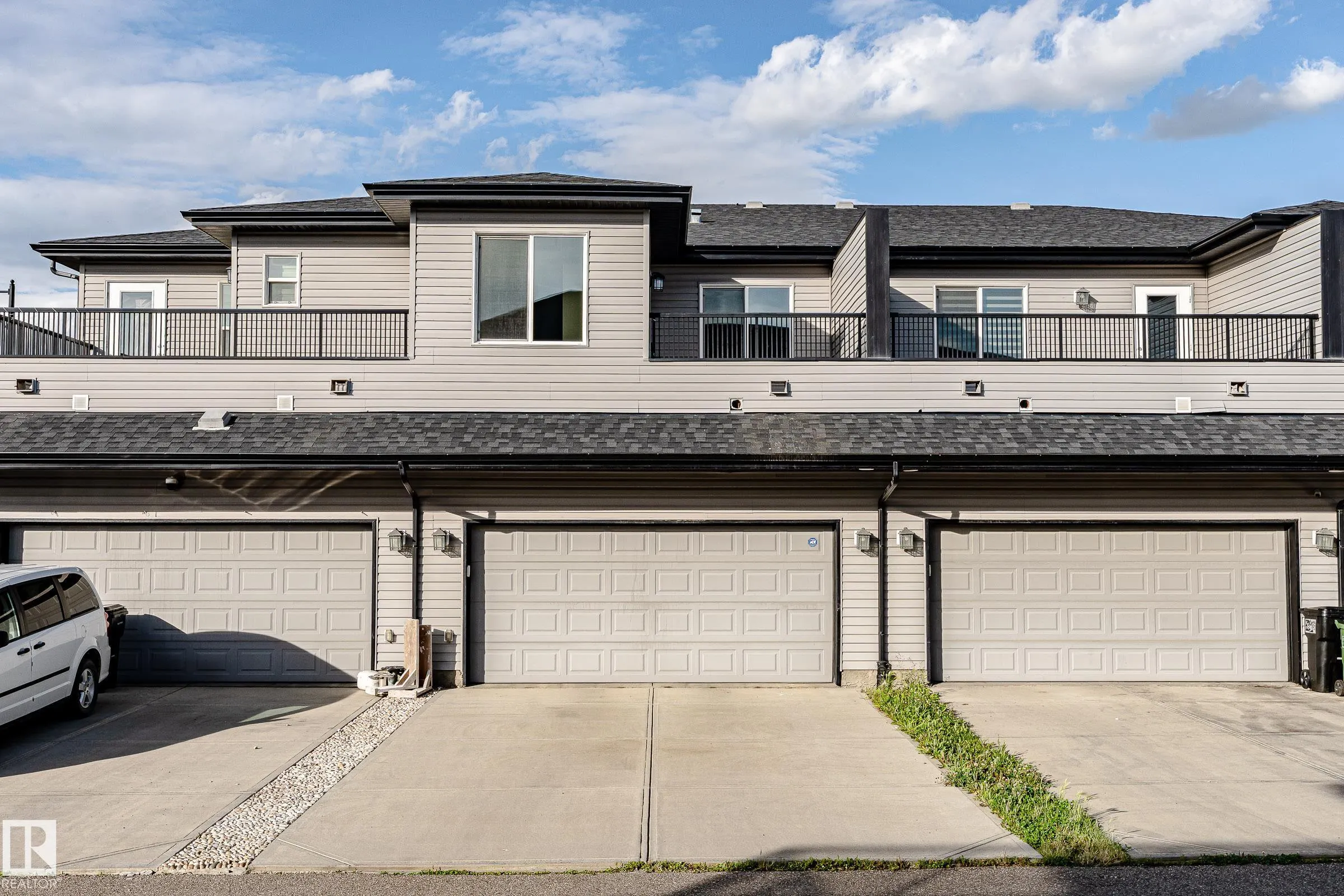 4360 Annett Common