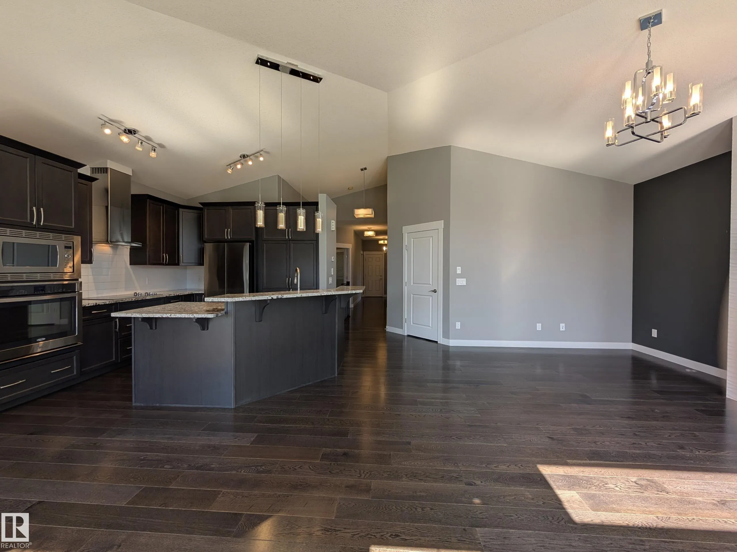 3090 CAMERON HEIGHTS Way