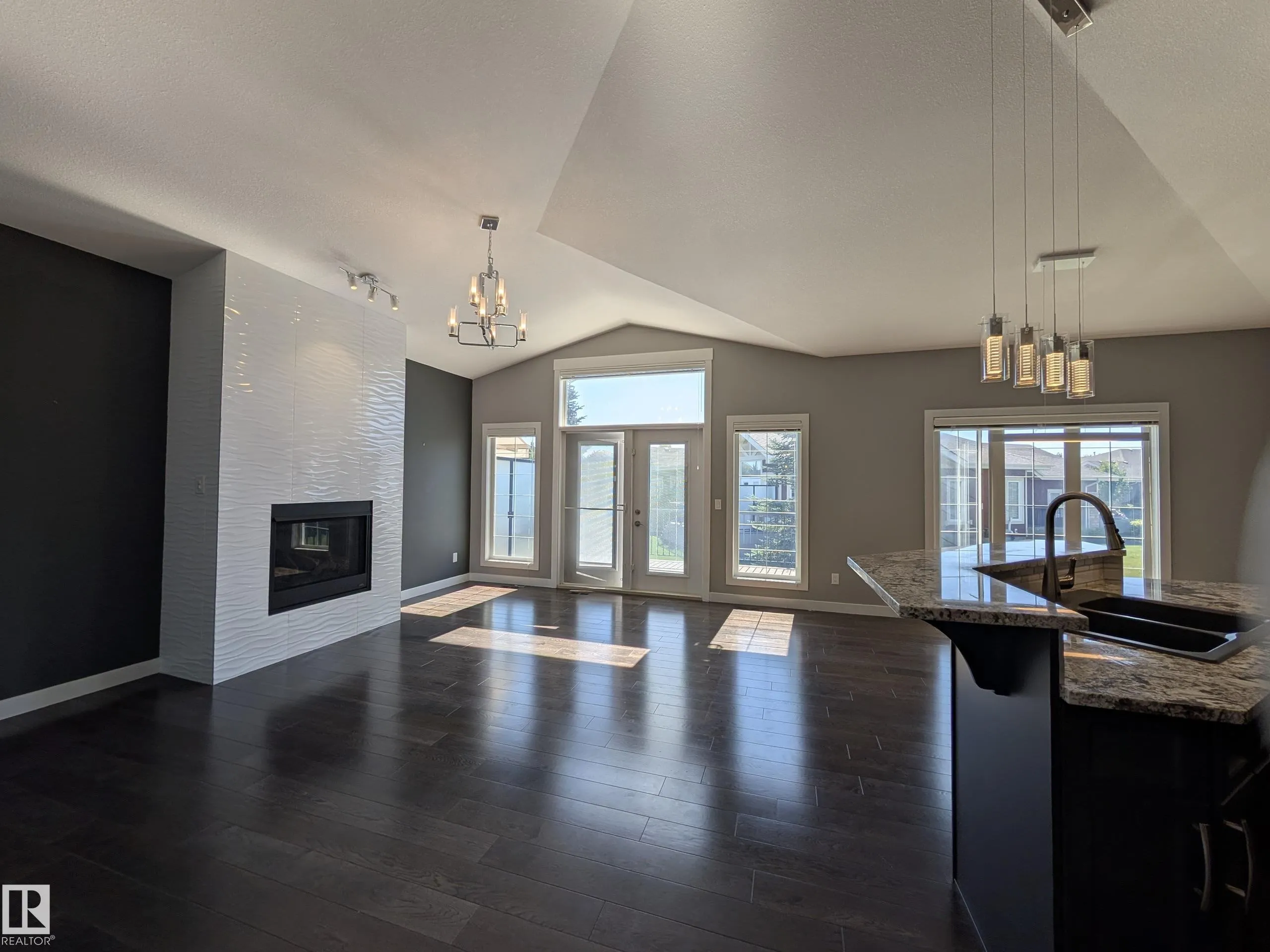 3090 CAMERON HEIGHTS Way