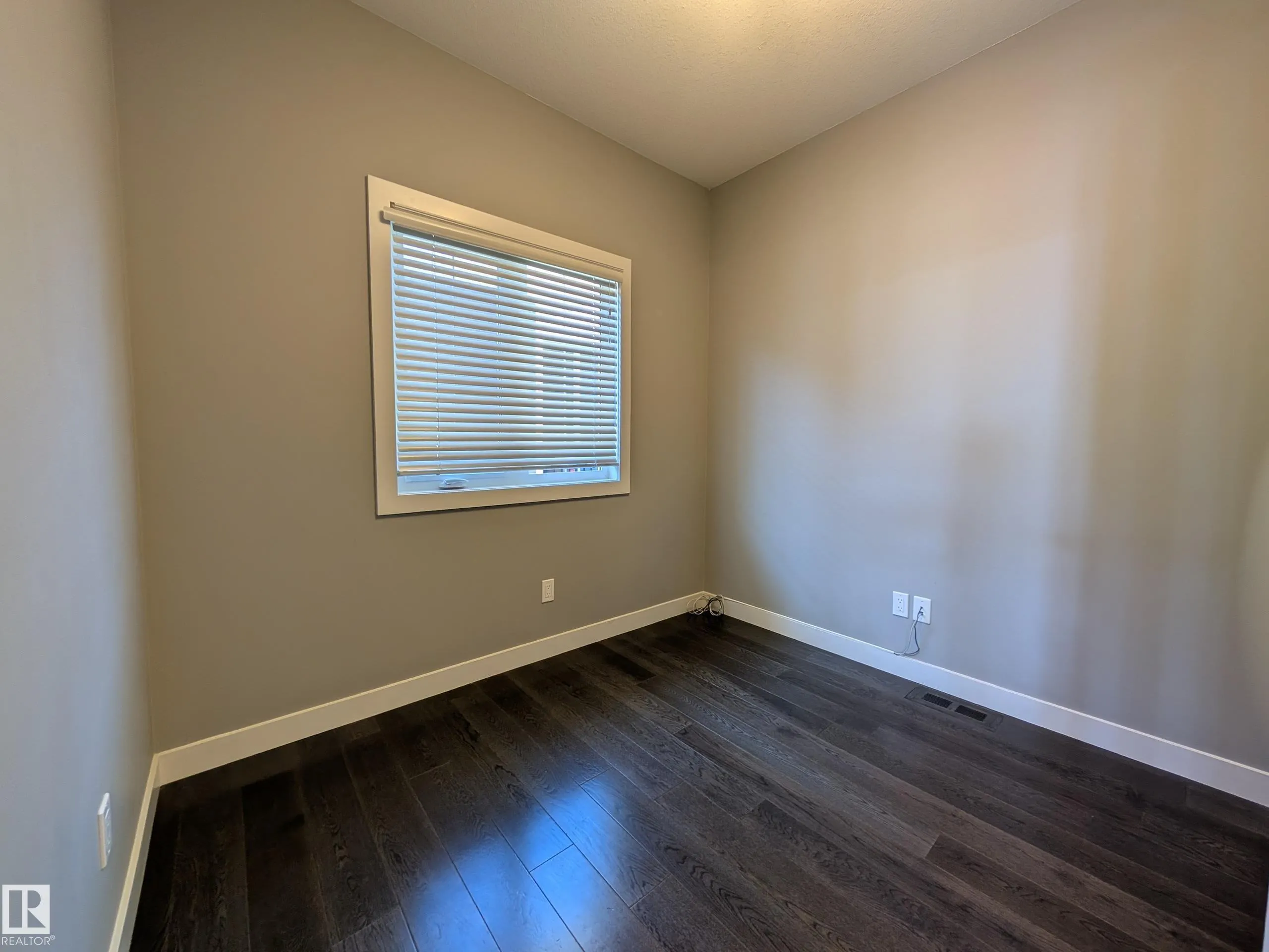 3090 CAMERON HEIGHTS Way