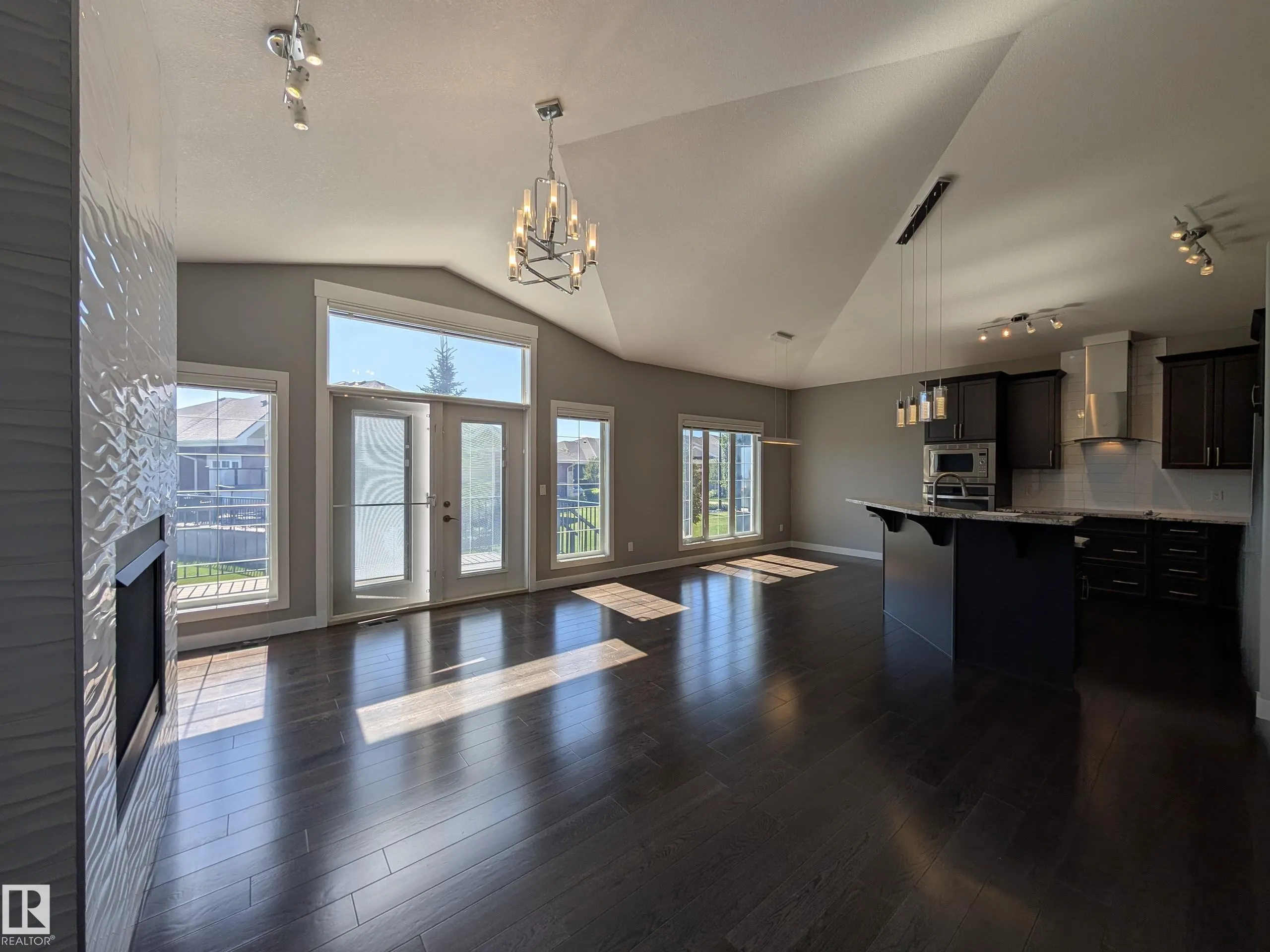 3090 CAMERON HEIGHTS Way