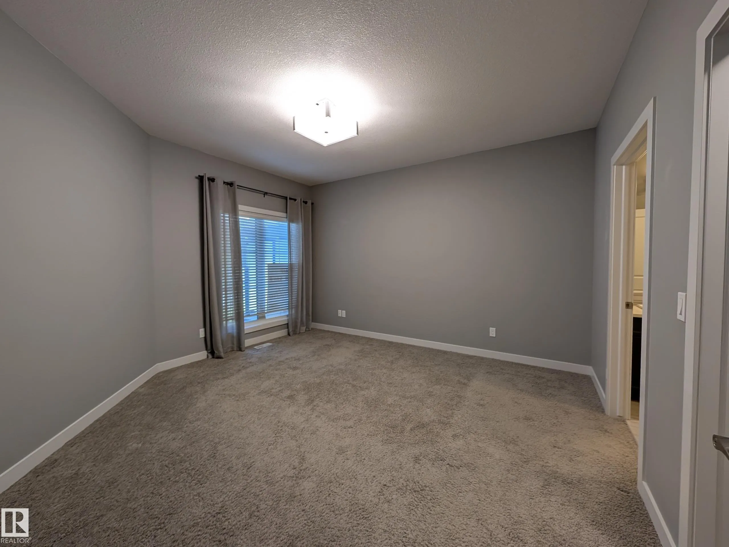 3090 CAMERON HEIGHTS Way