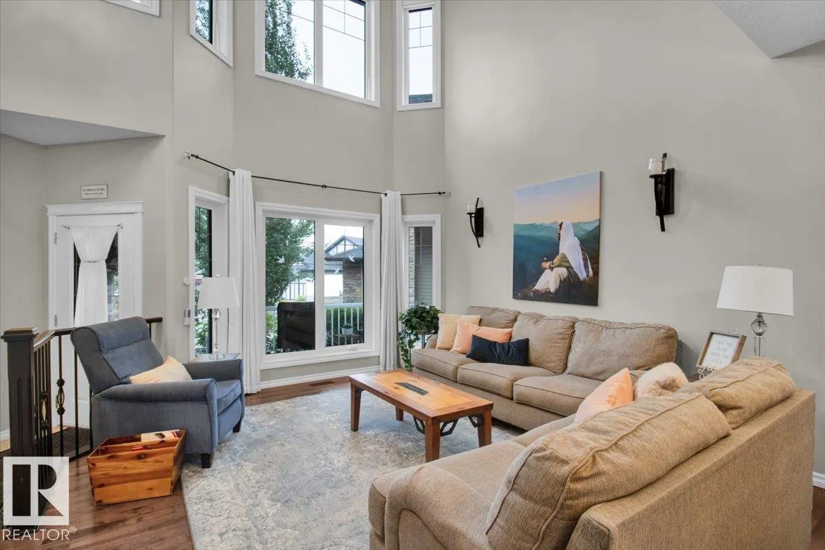 8112 ELLESMERE Cove