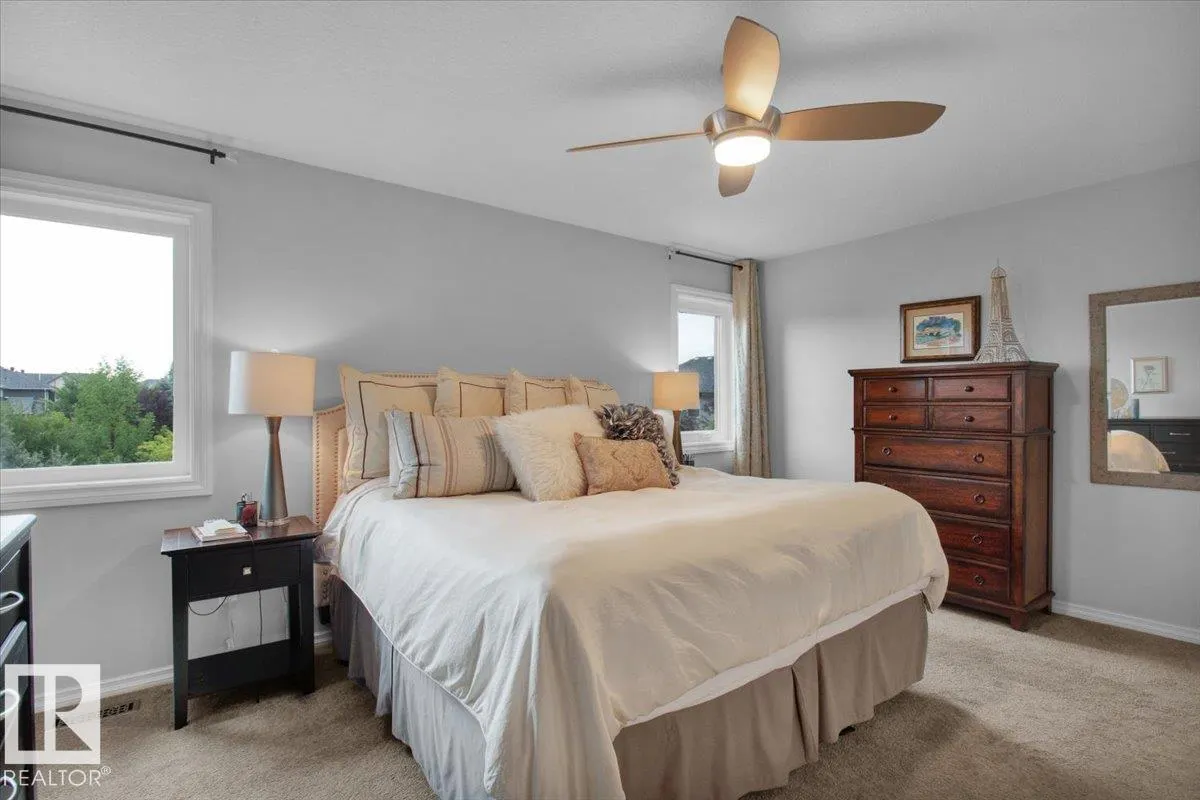 8112 ELLESMERE Cove