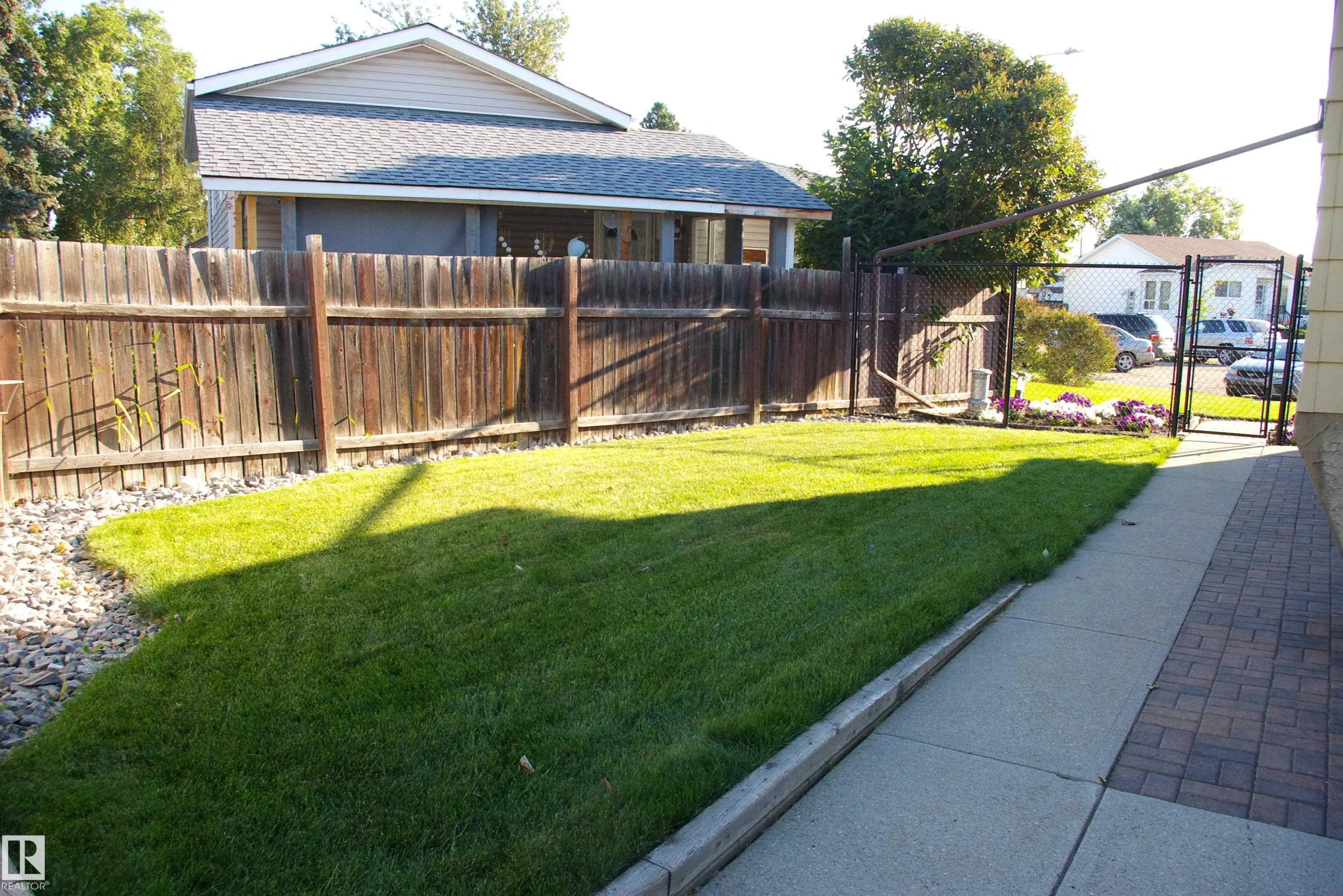168 WARWICK Road