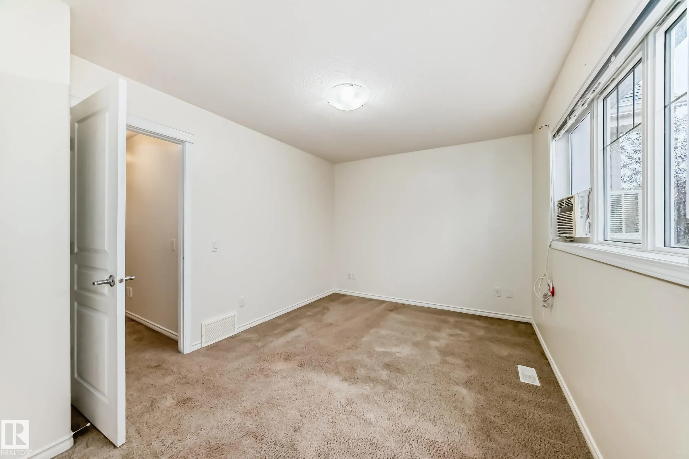 351 SECORD Boulevard