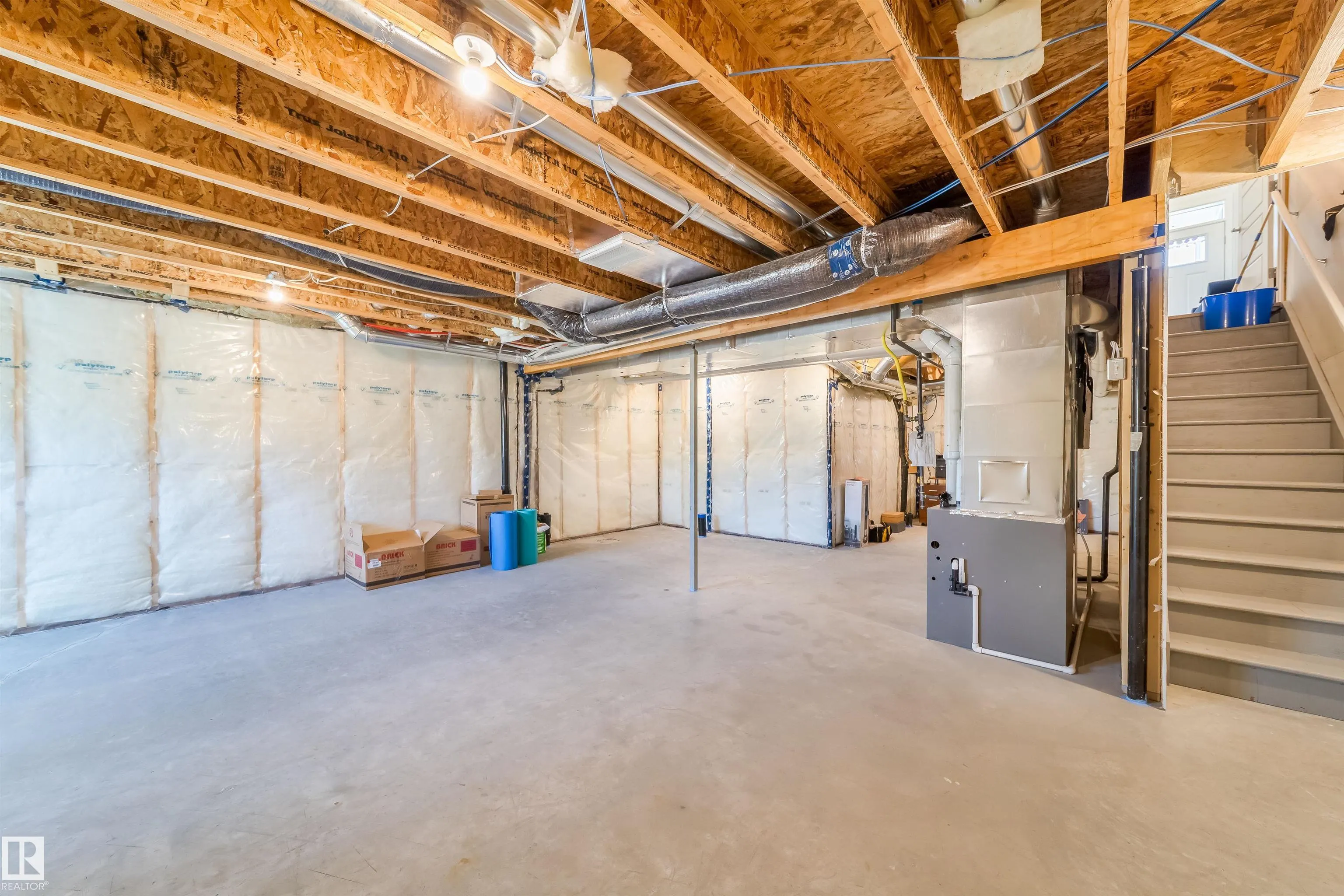 6011 EDMONDS Place