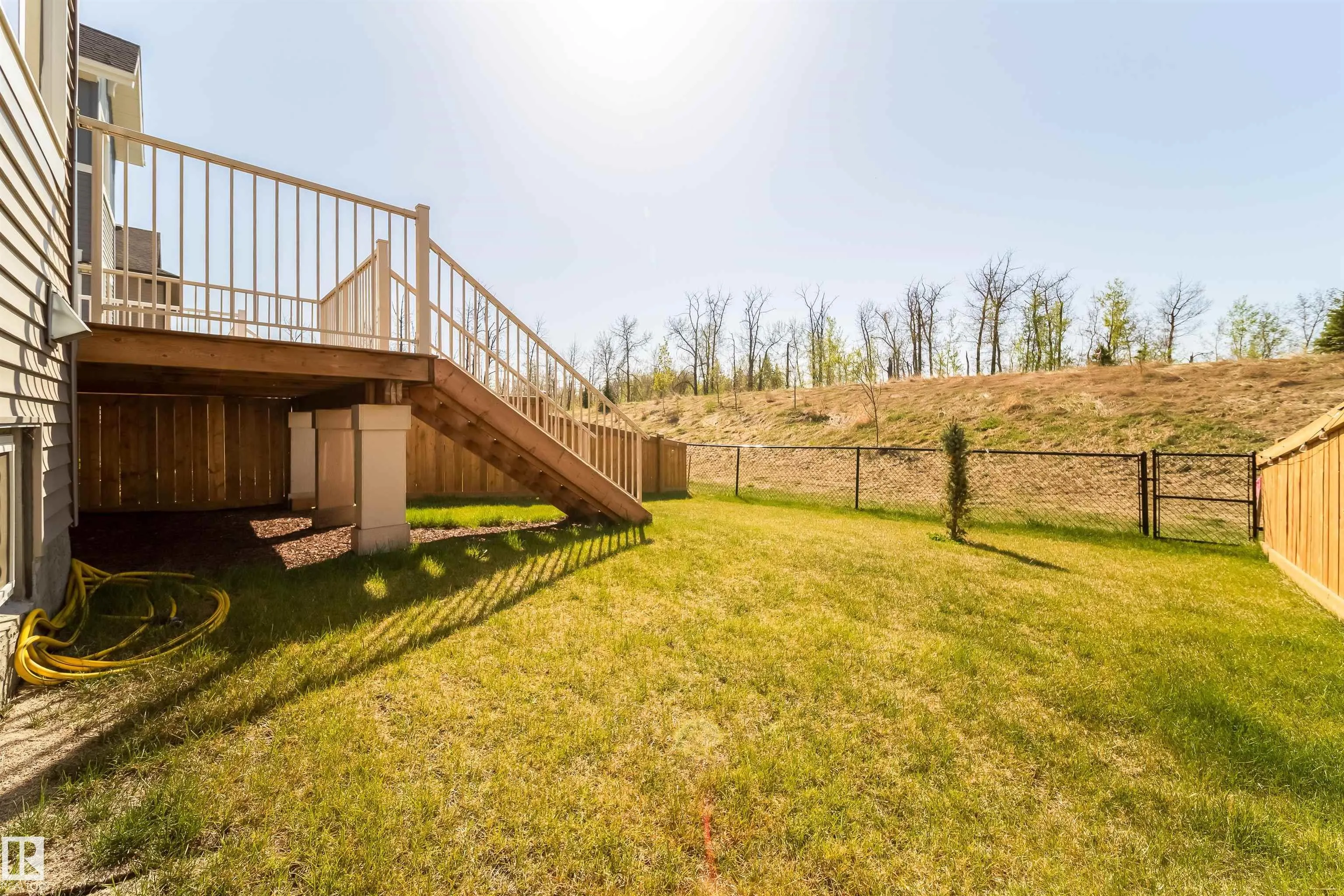 6011 EDMONDS Place