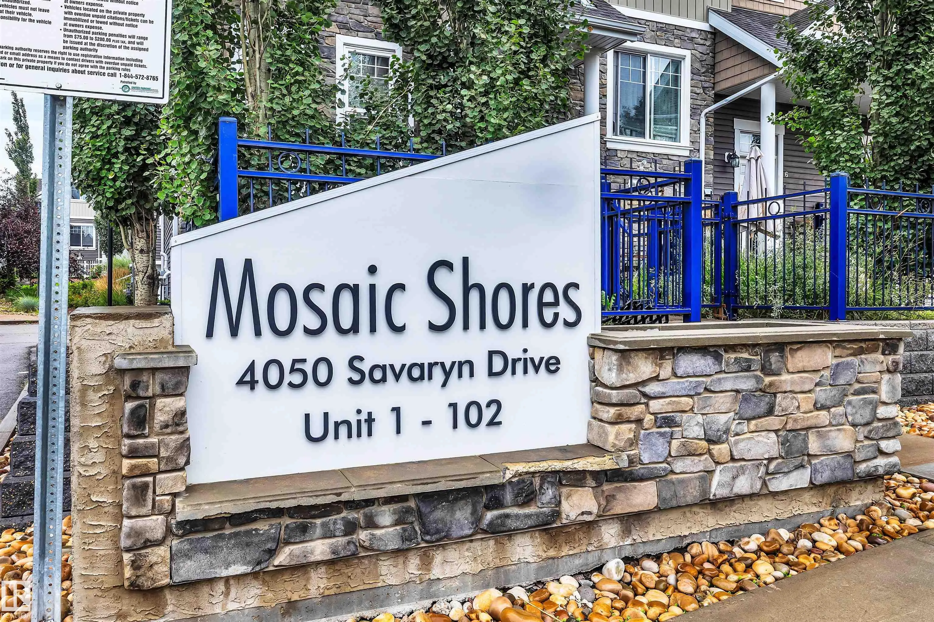 4050 SAVARYN Drive