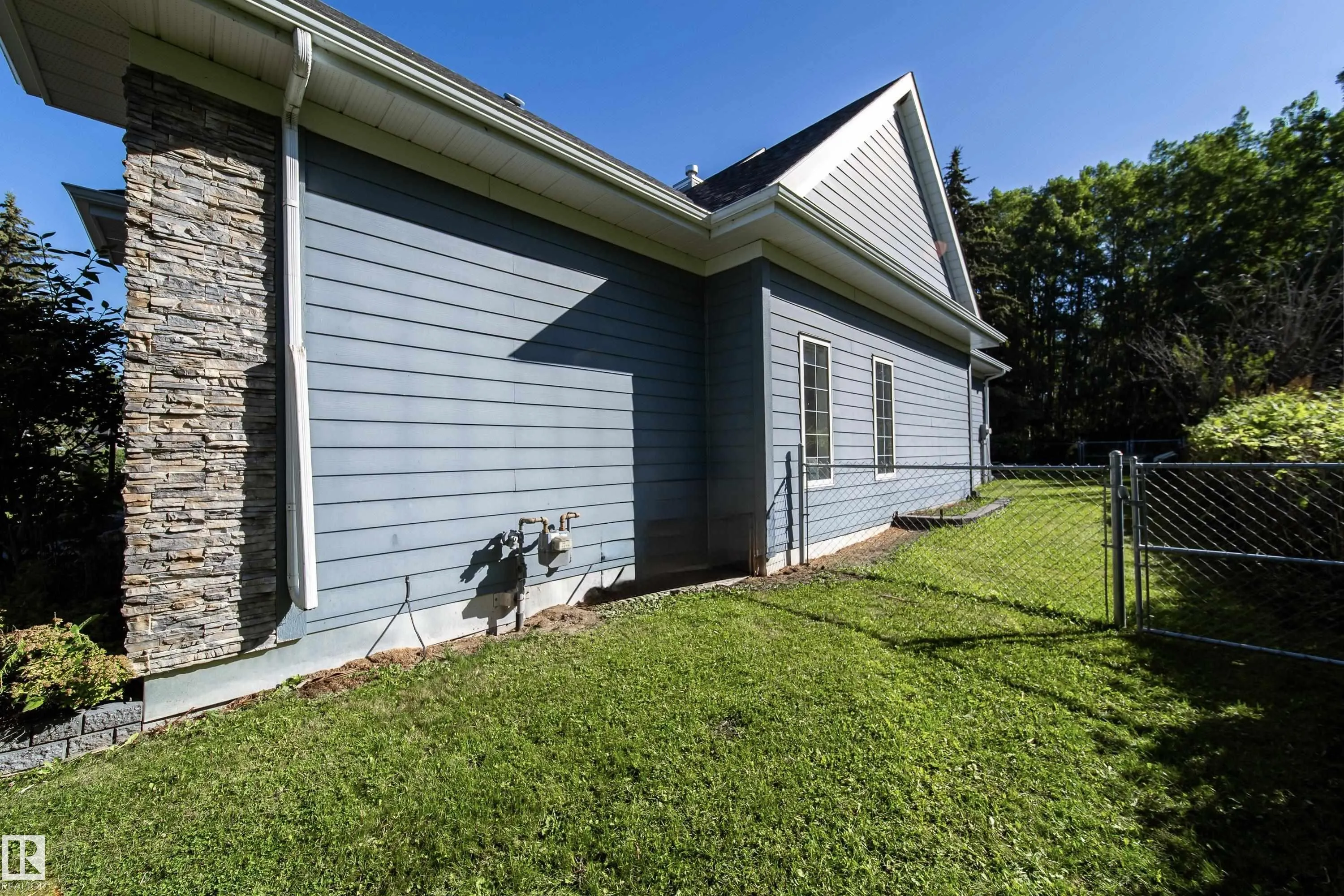 2A Silver Beach Road