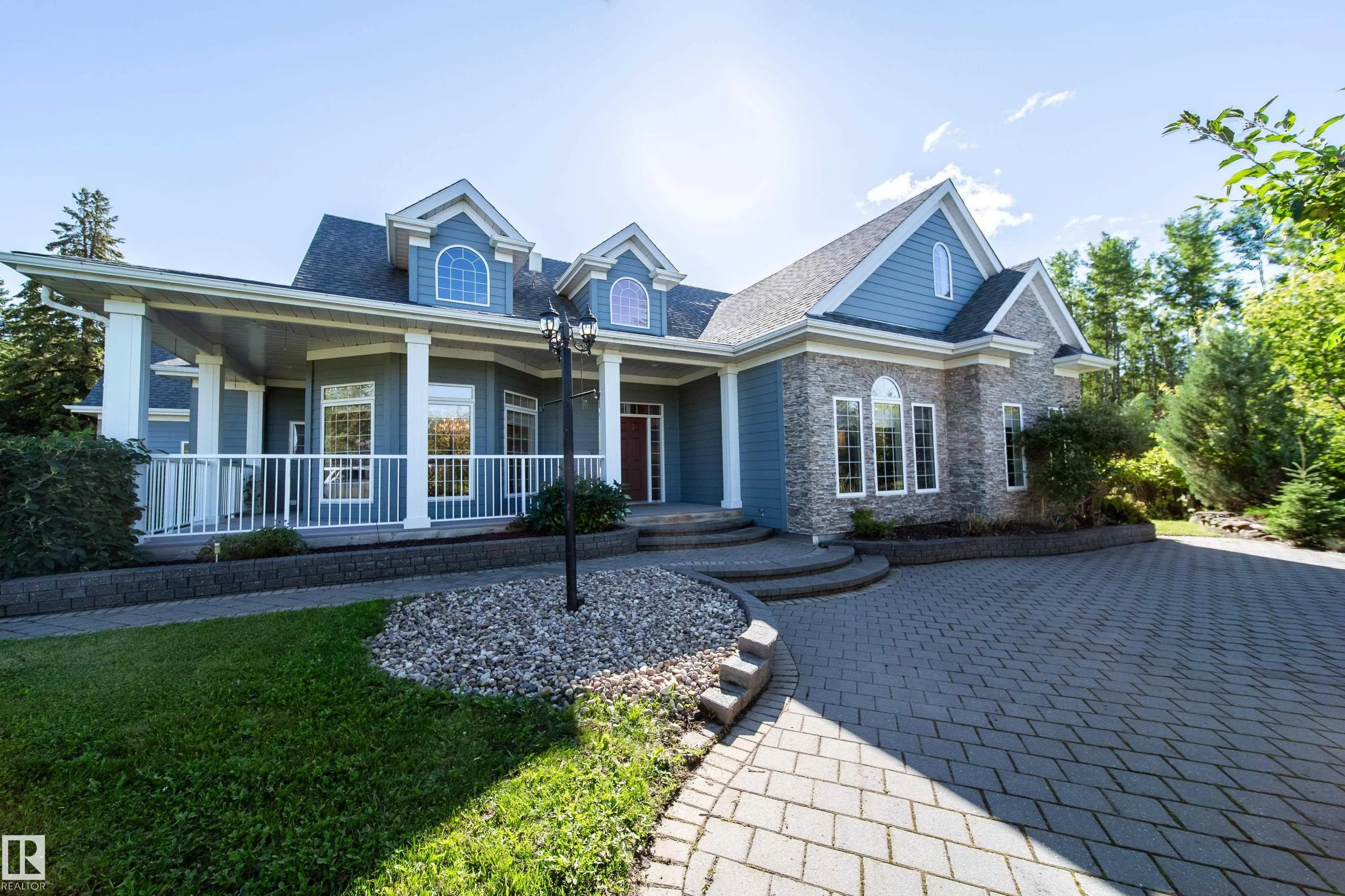 2A Silver Beach Road