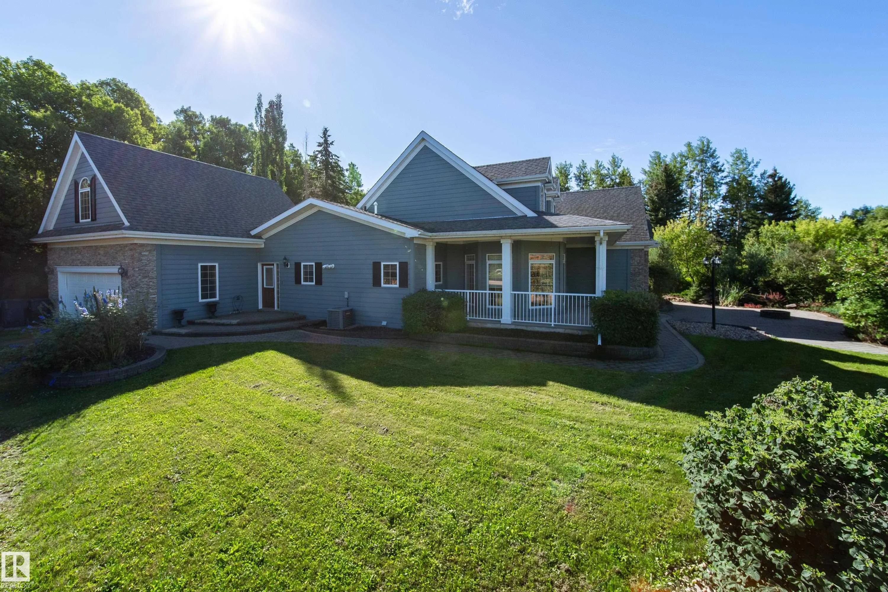 2A Silver Beach Road