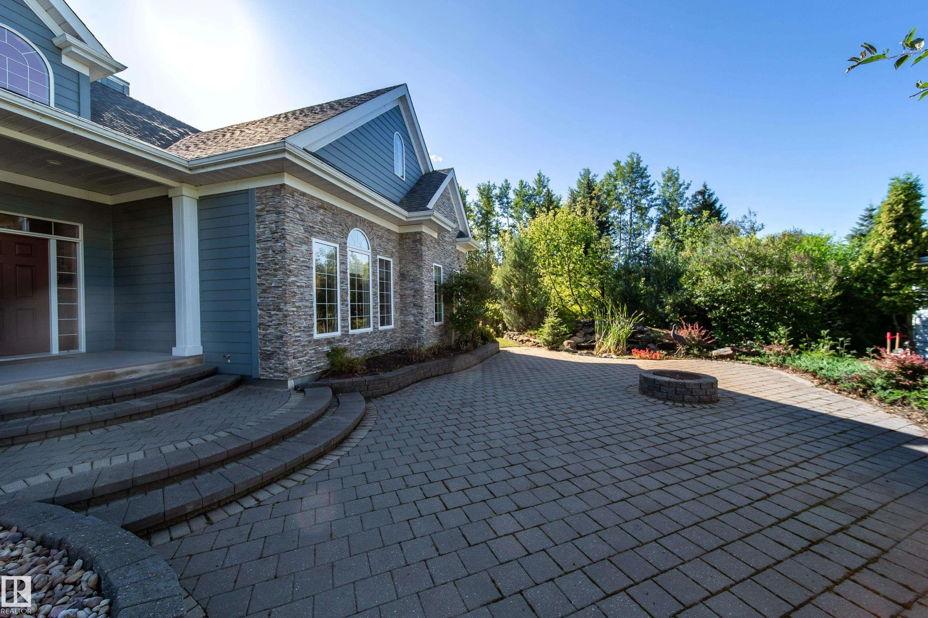 2A Silver Beach Road