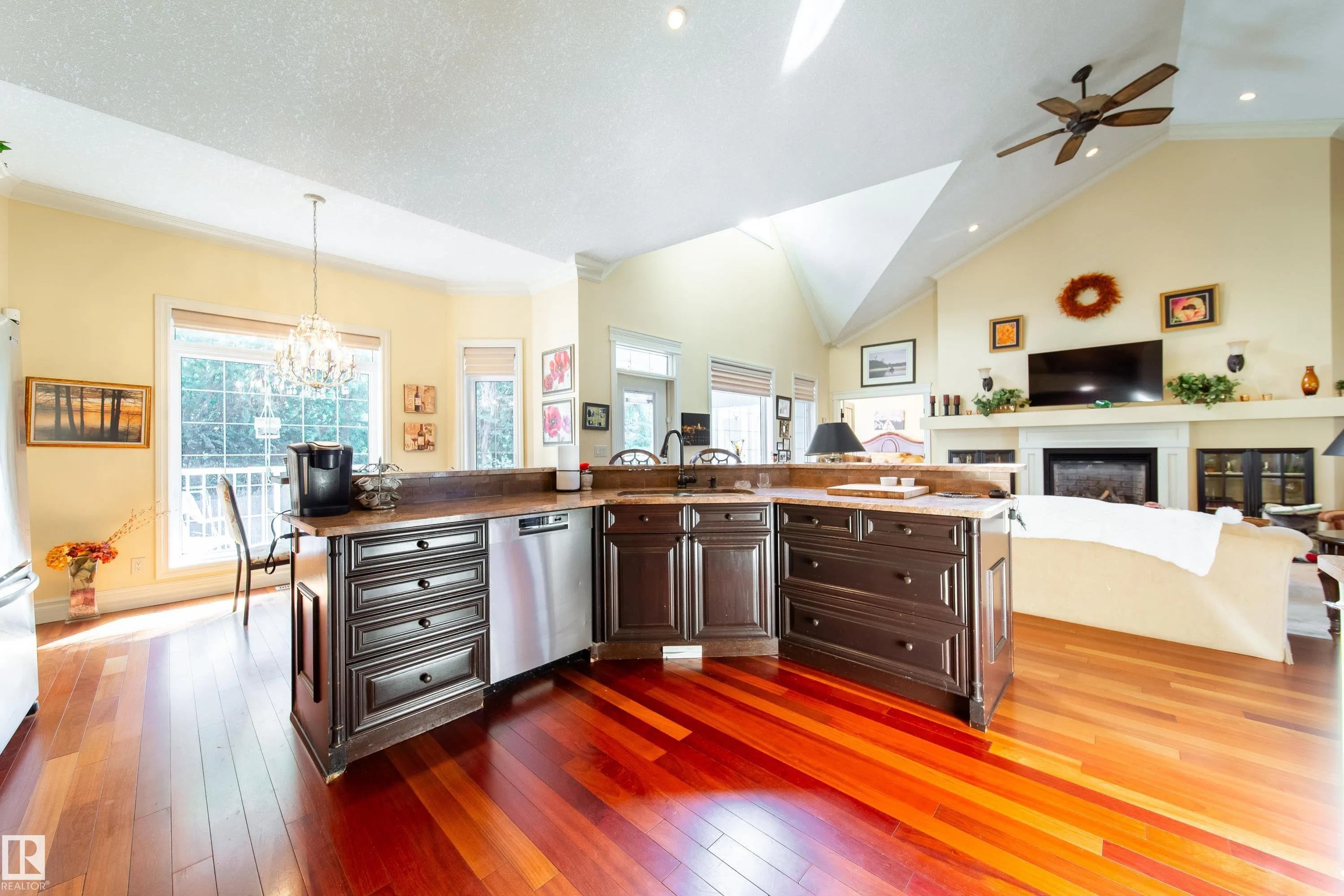 2A Silver Beach Road