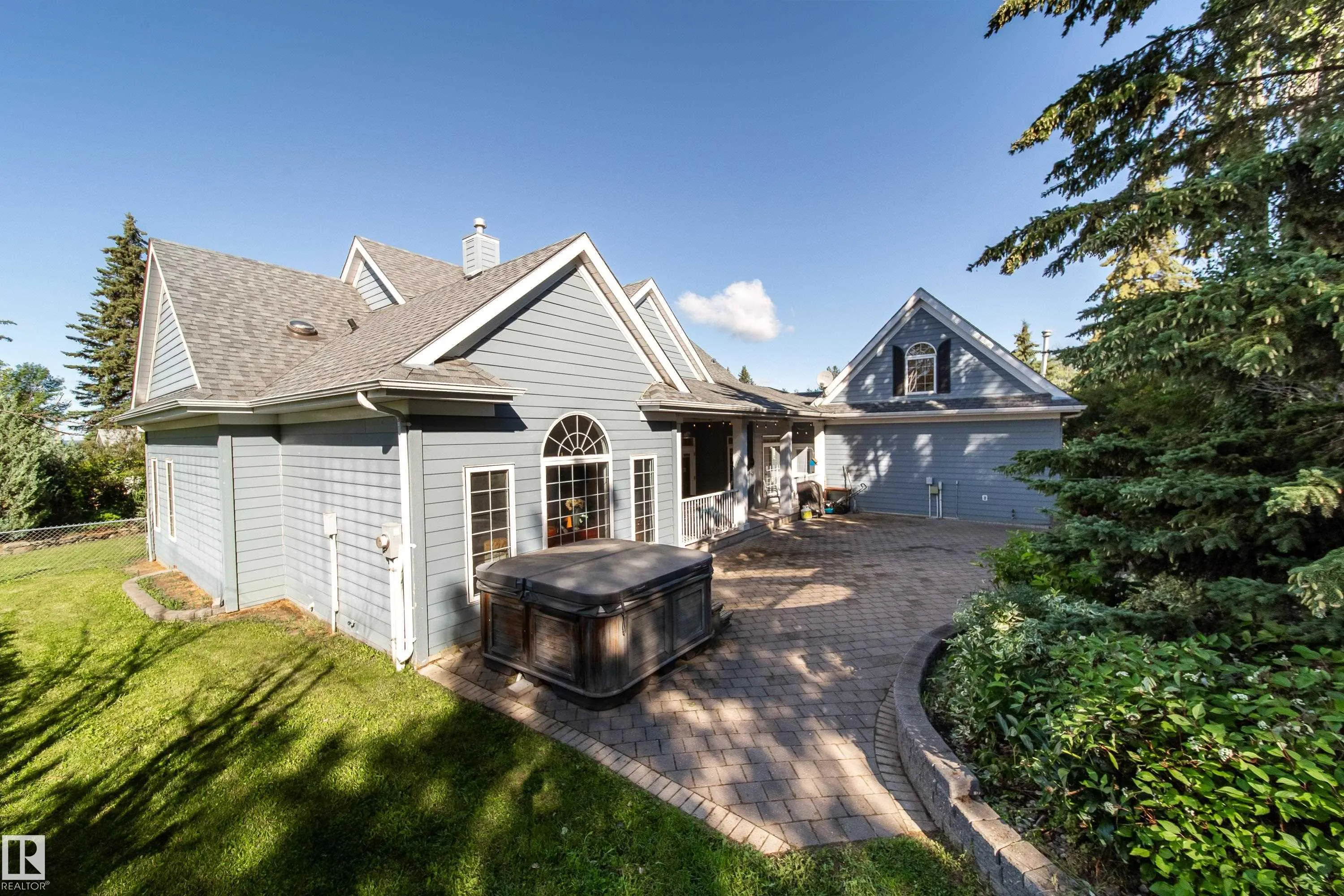 2A Silver Beach Road