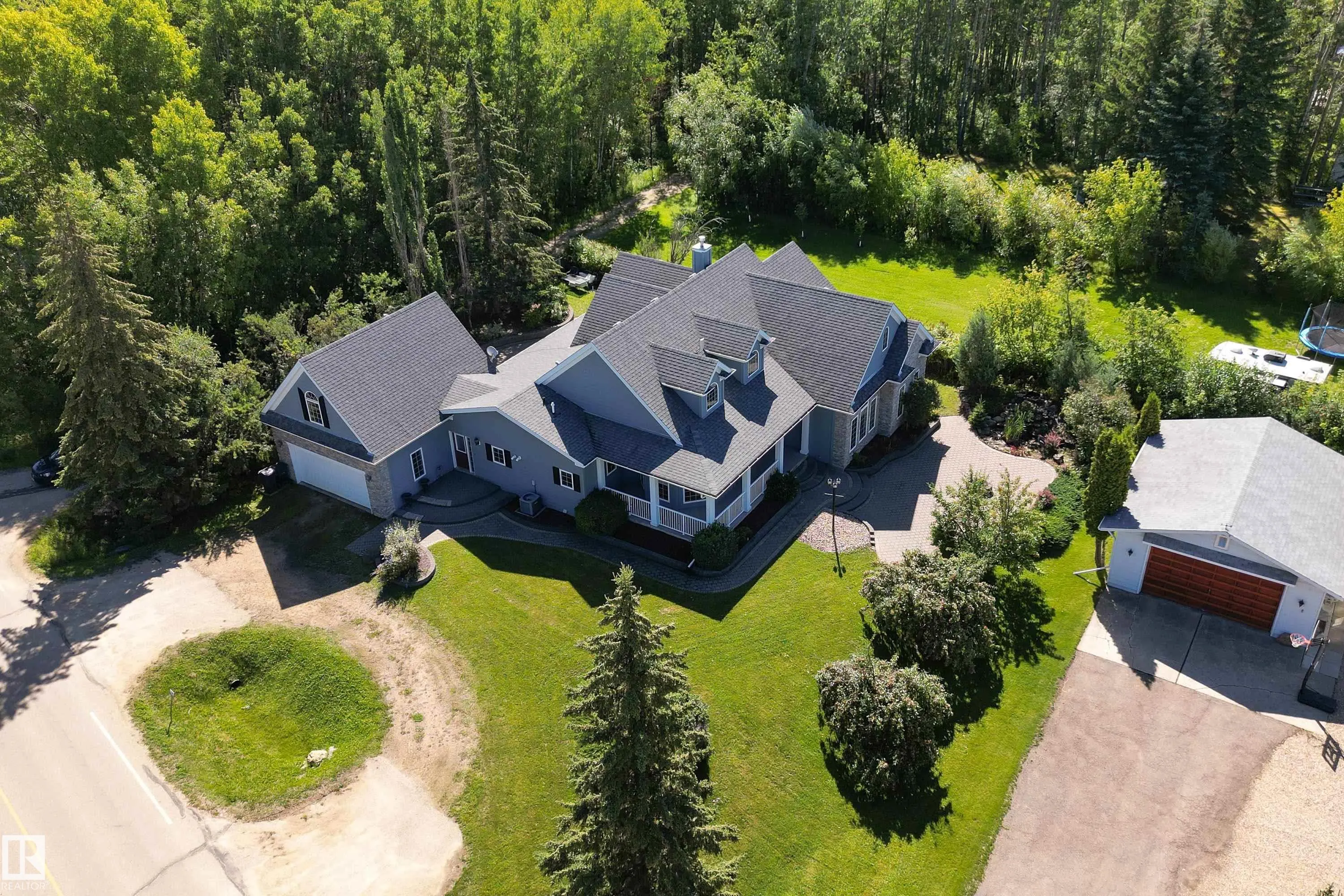 2A Silver Beach Road
