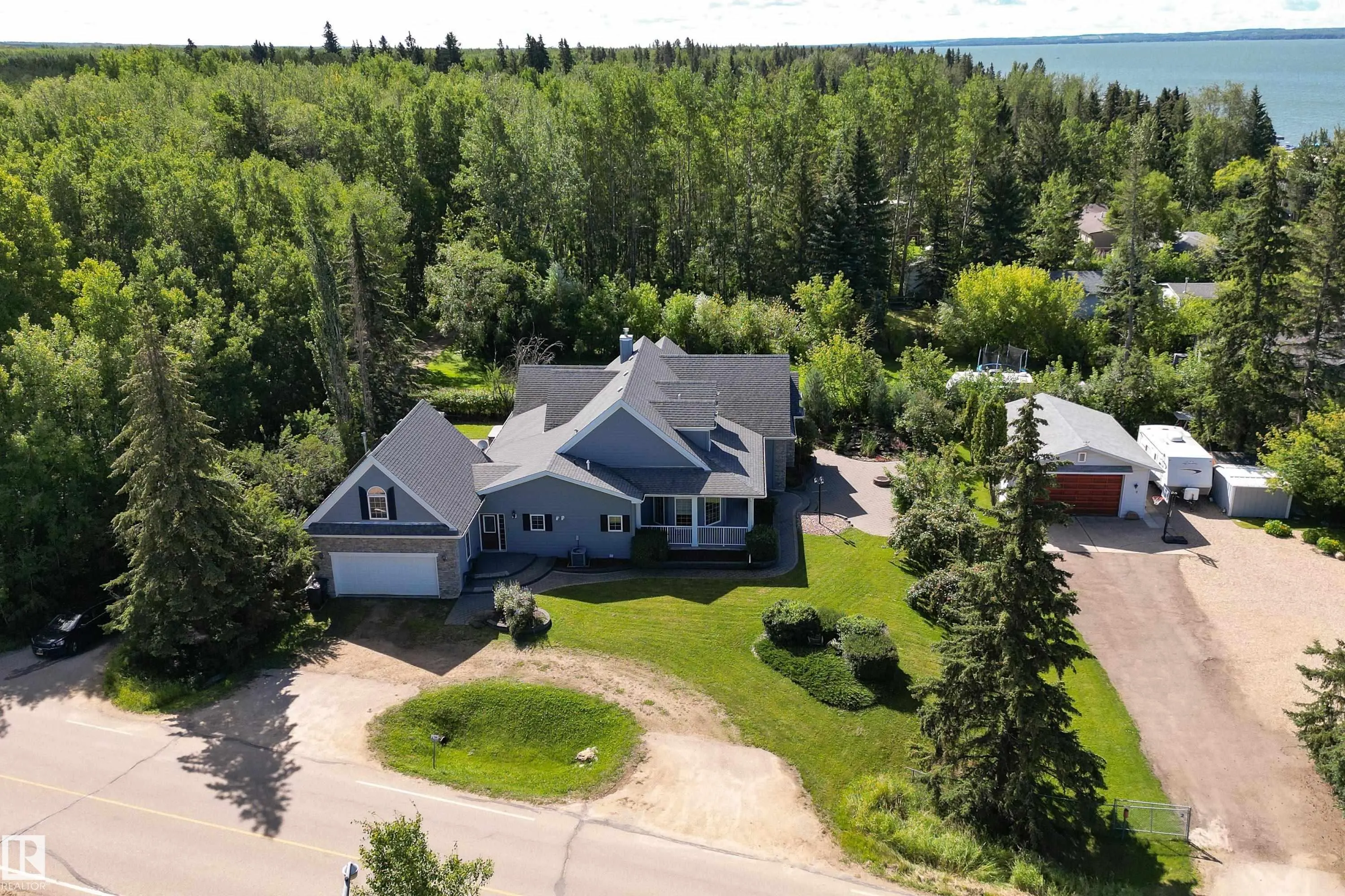 2A Silver Beach Road