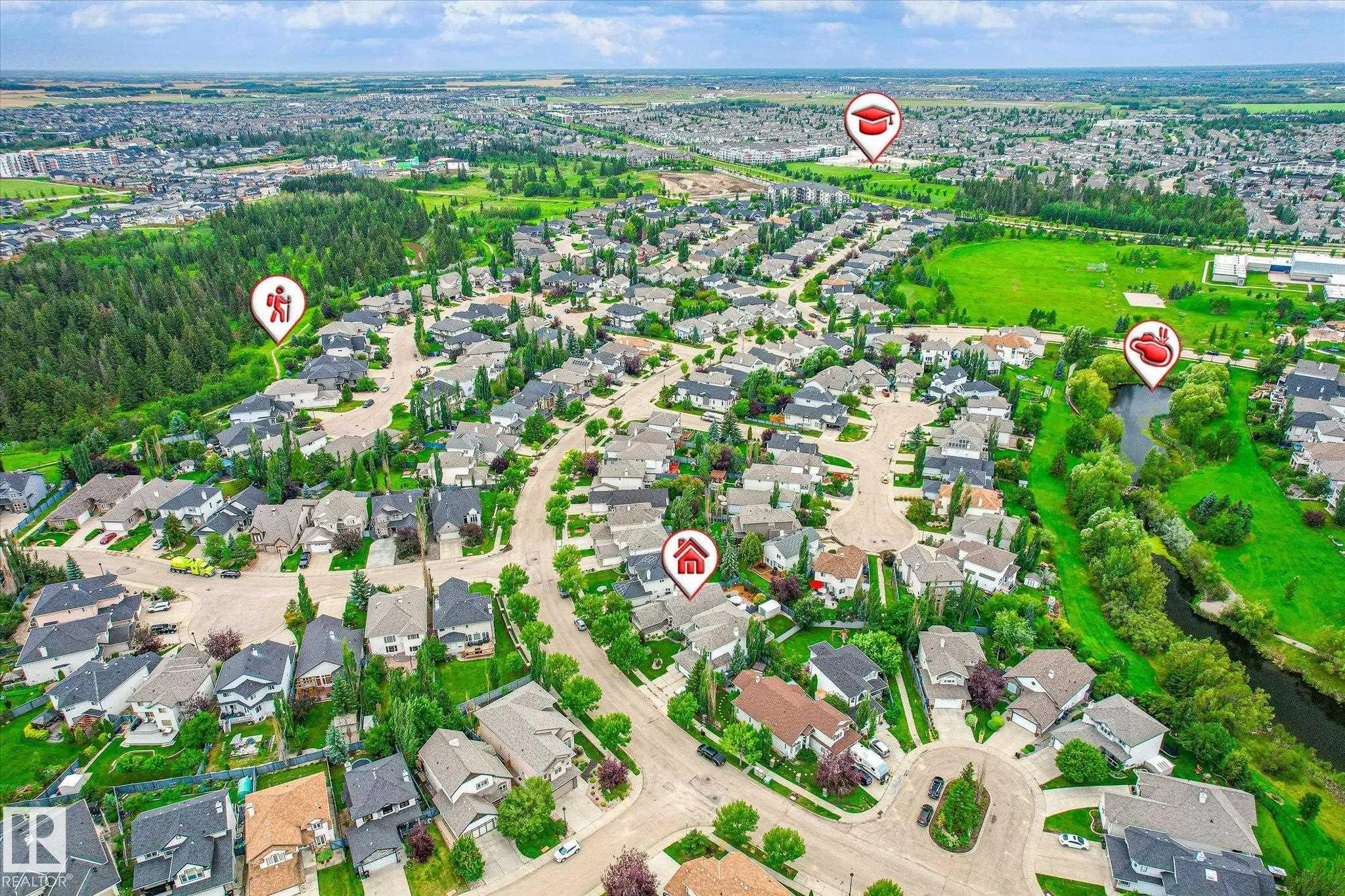 928 Blackmud Creek Crescent