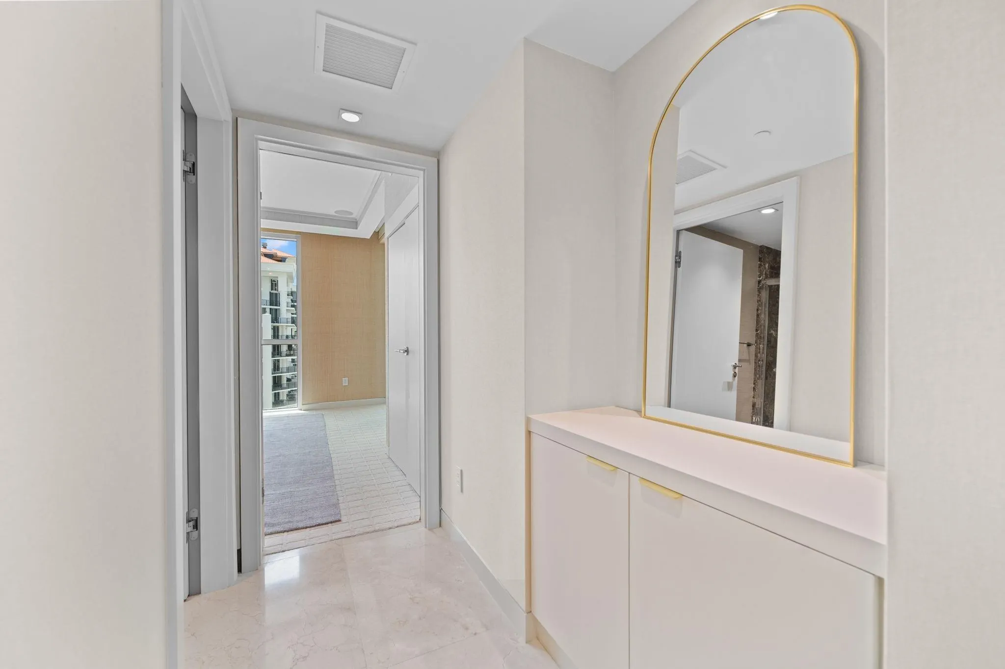 101 S Fort Lauderdale Beach Blvd, #2703