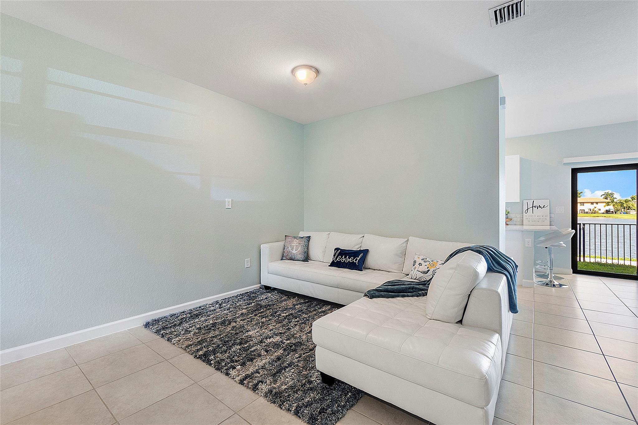 2718 NW 55th Ave