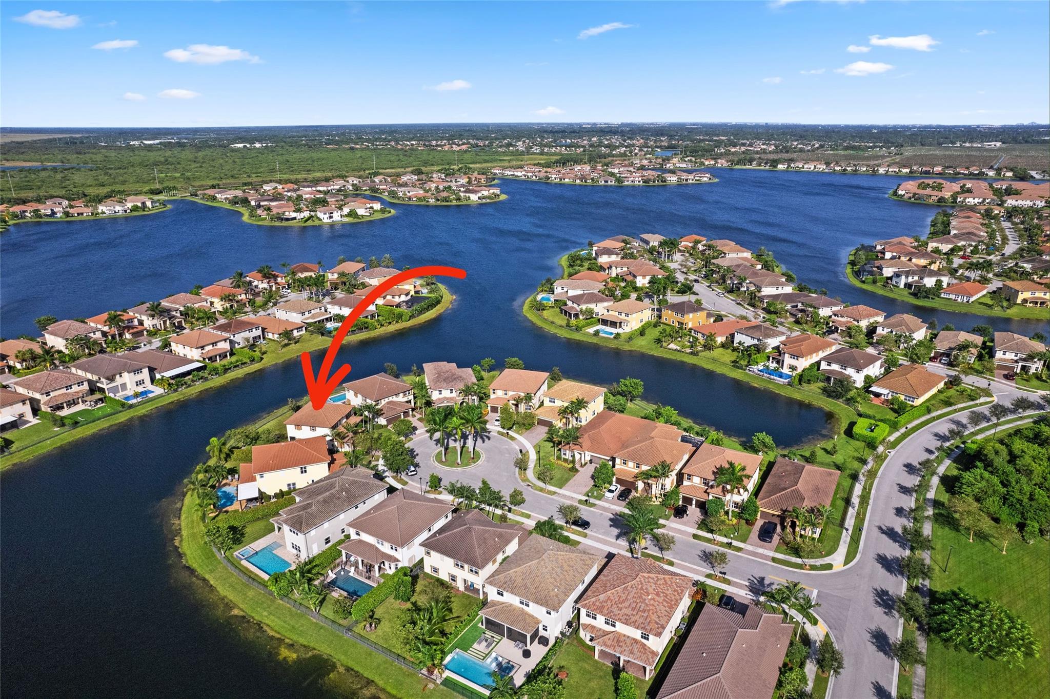 8599 Lakeside Dr