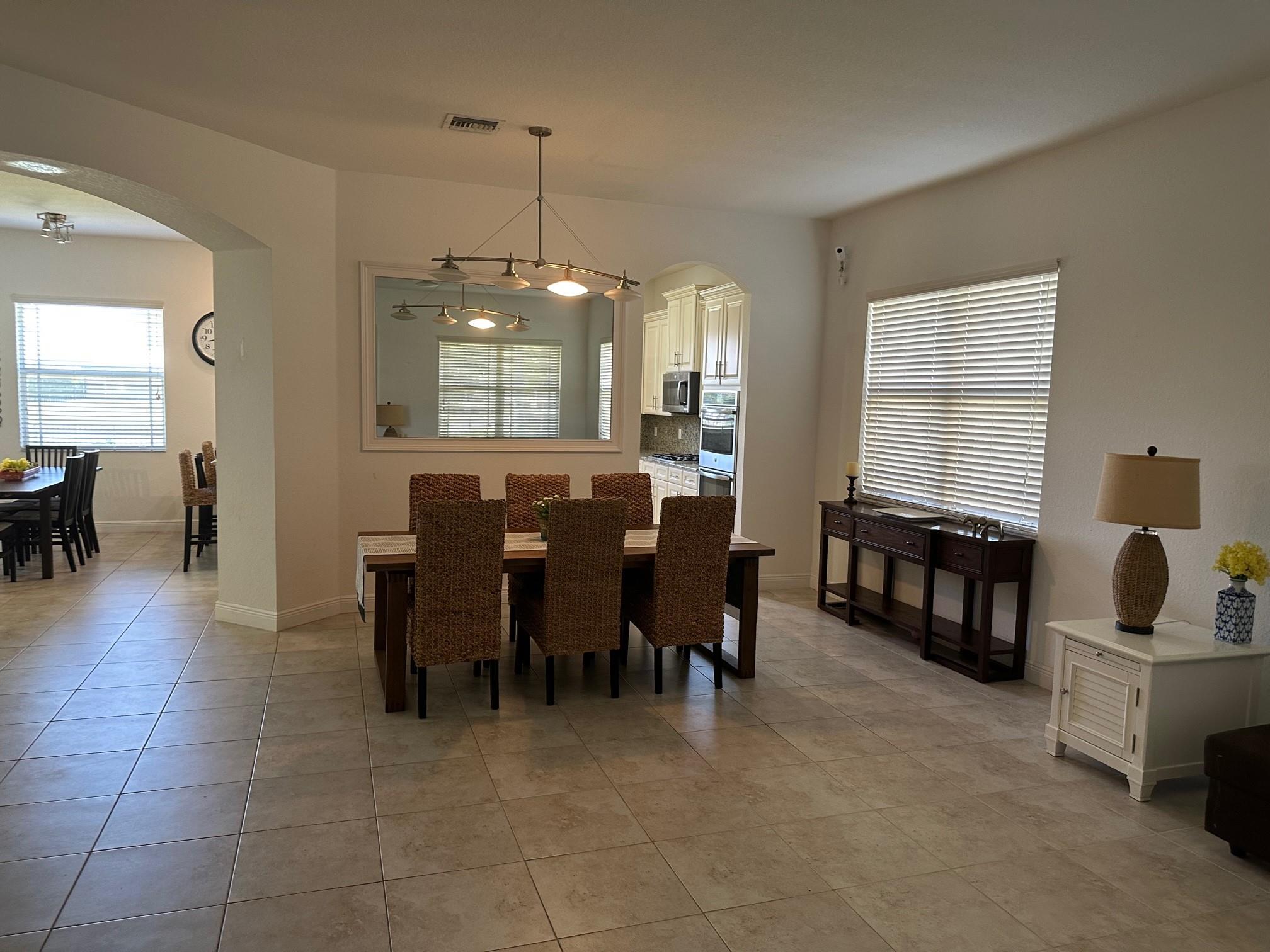 8599 Lakeside Dr