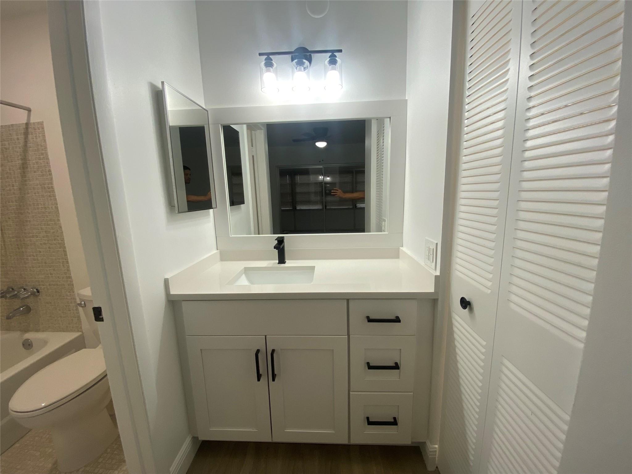 6850 Royal Palm Blvd, #305G