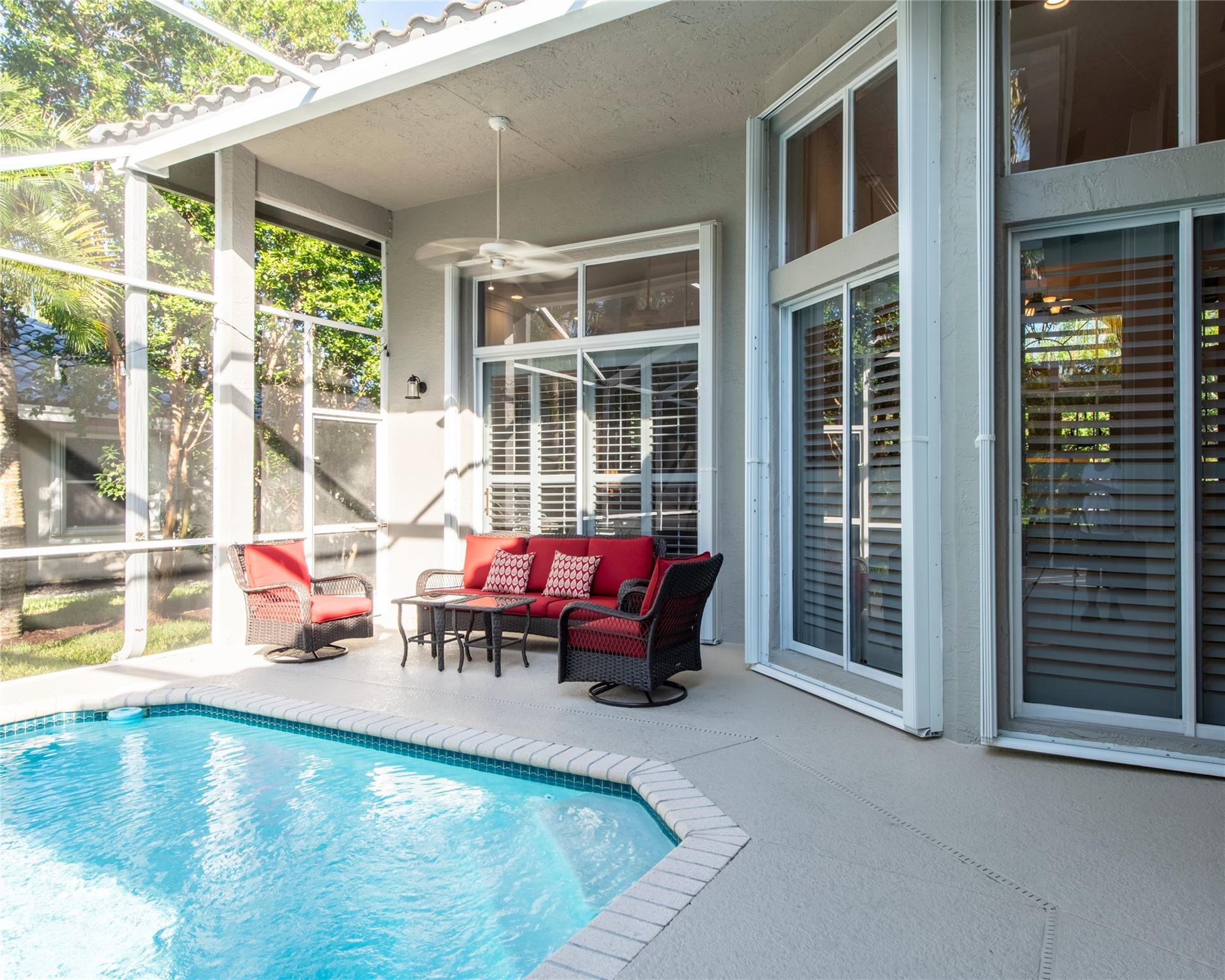 6424 NW 99th Dr