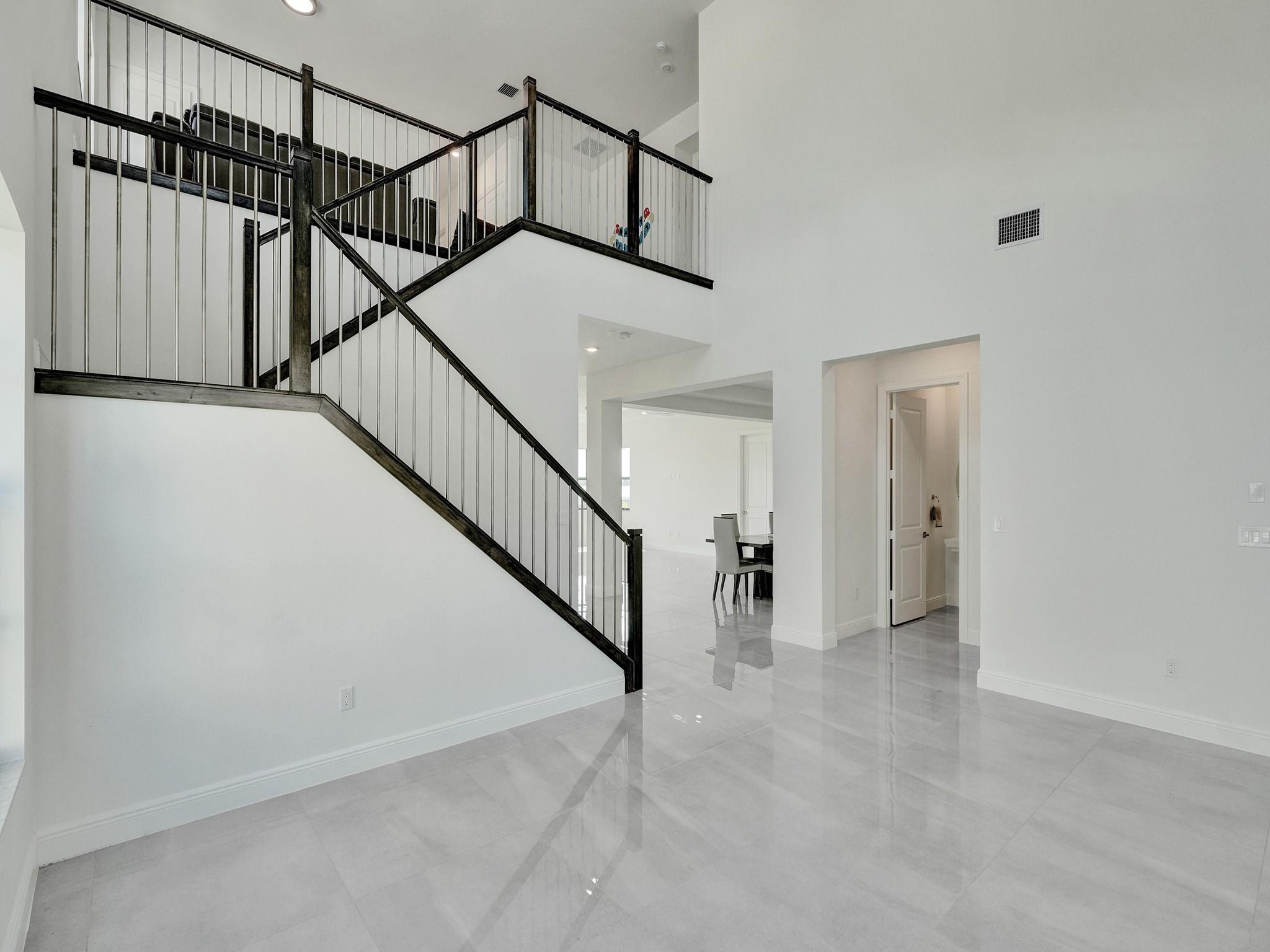 9040 W Parkland Bay Trl