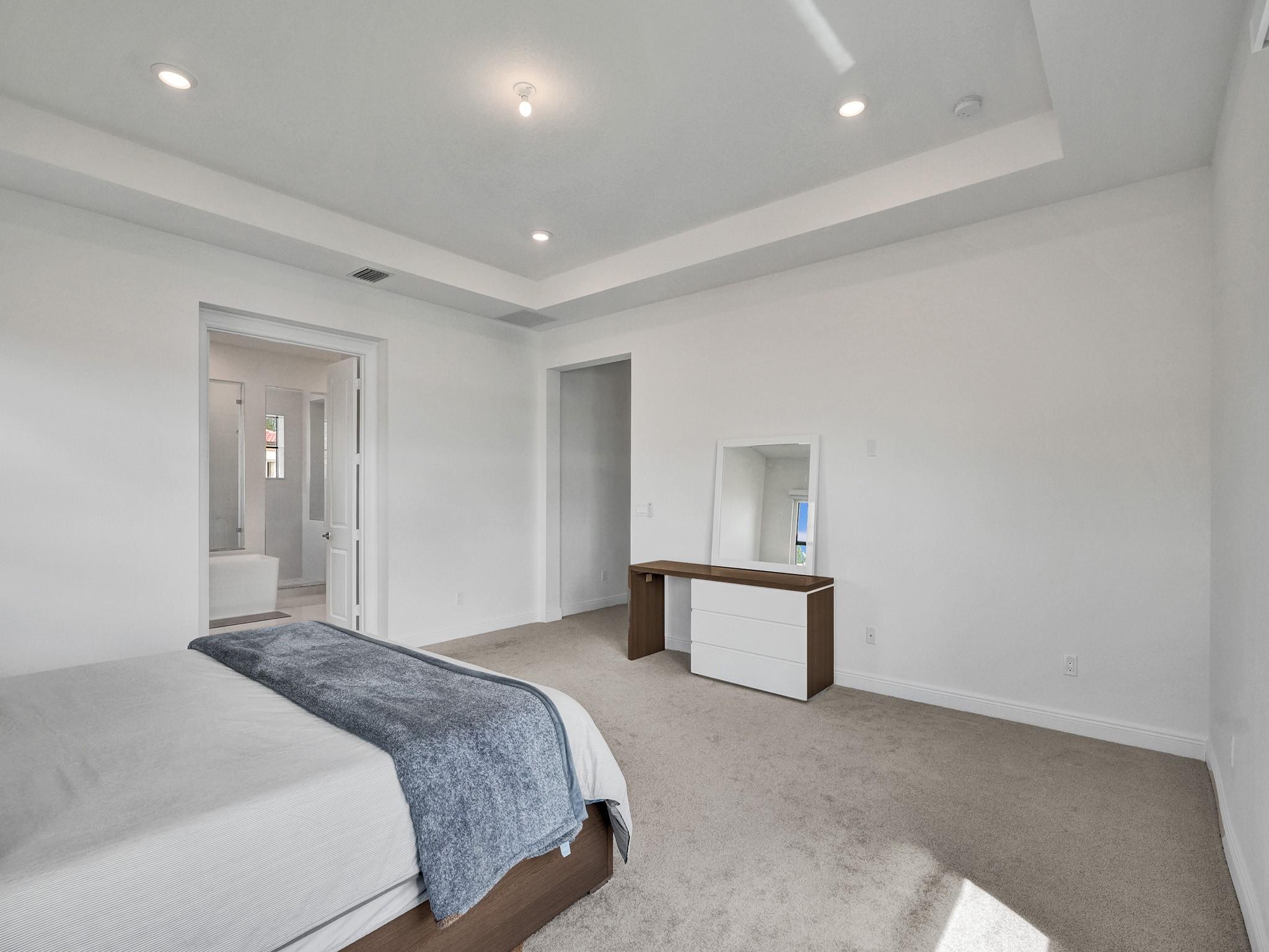 9040 W Parkland Bay Trl