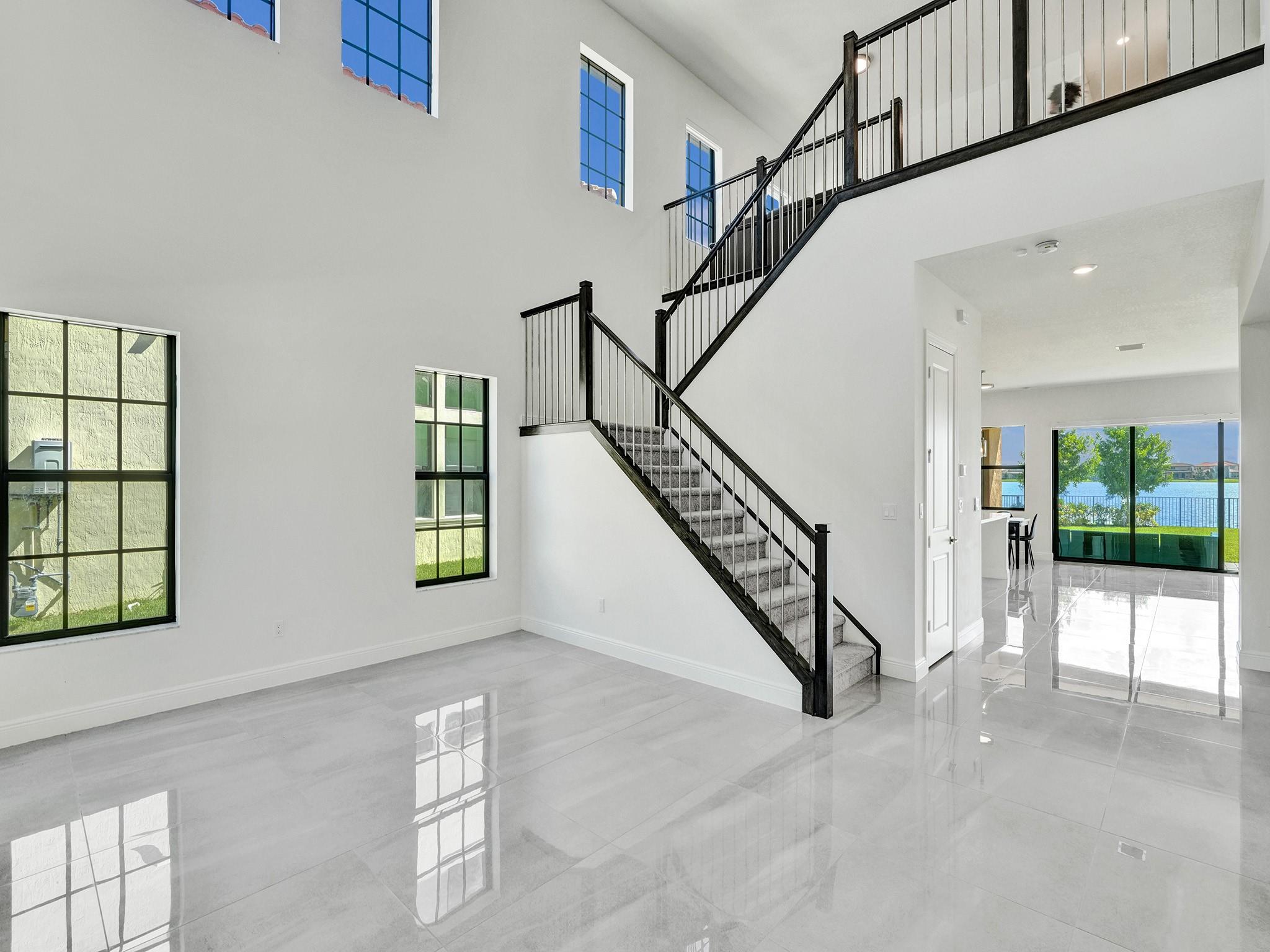 9040 W Parkland Bay Trl