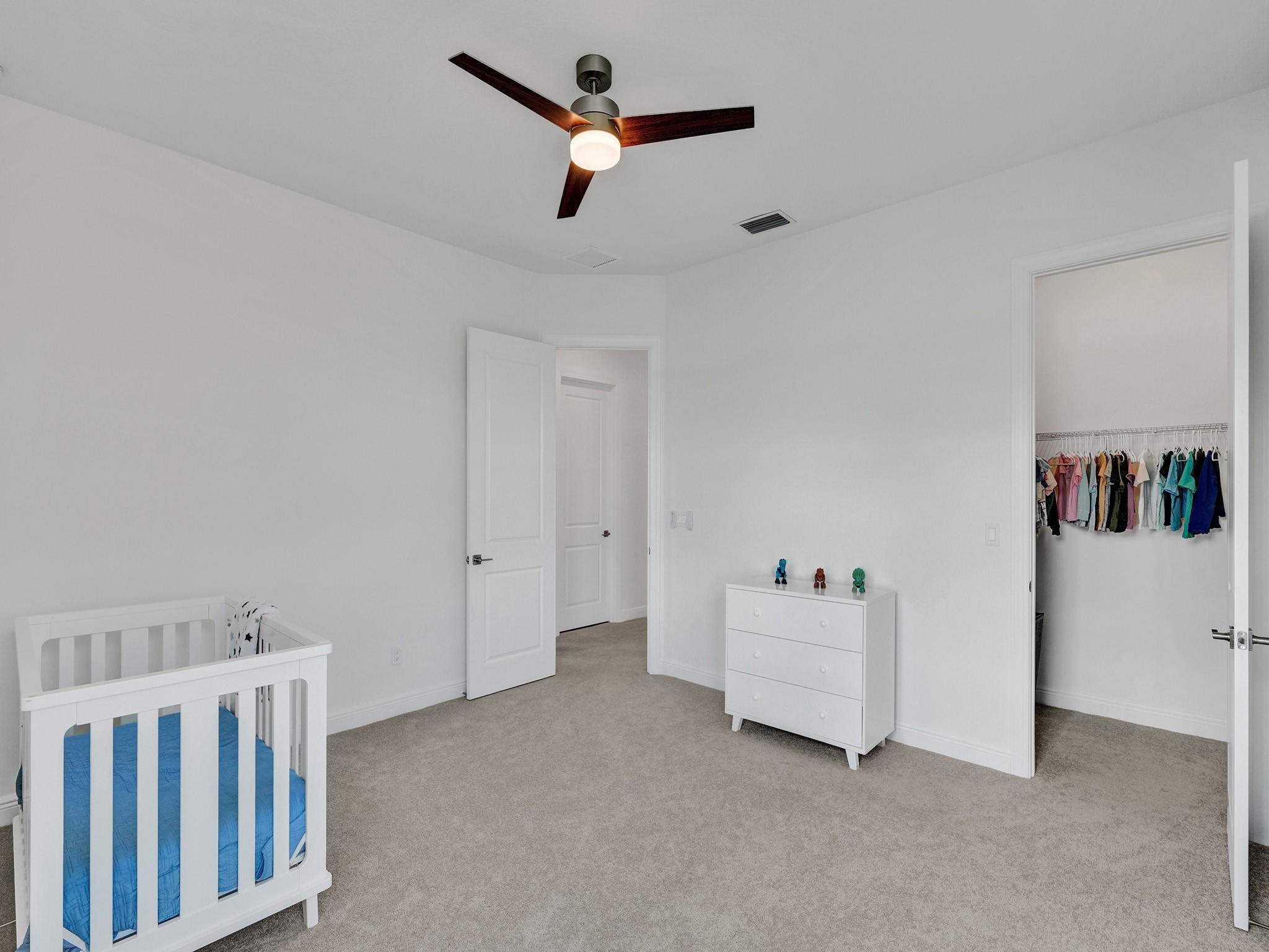 9040 W Parkland Bay Trl