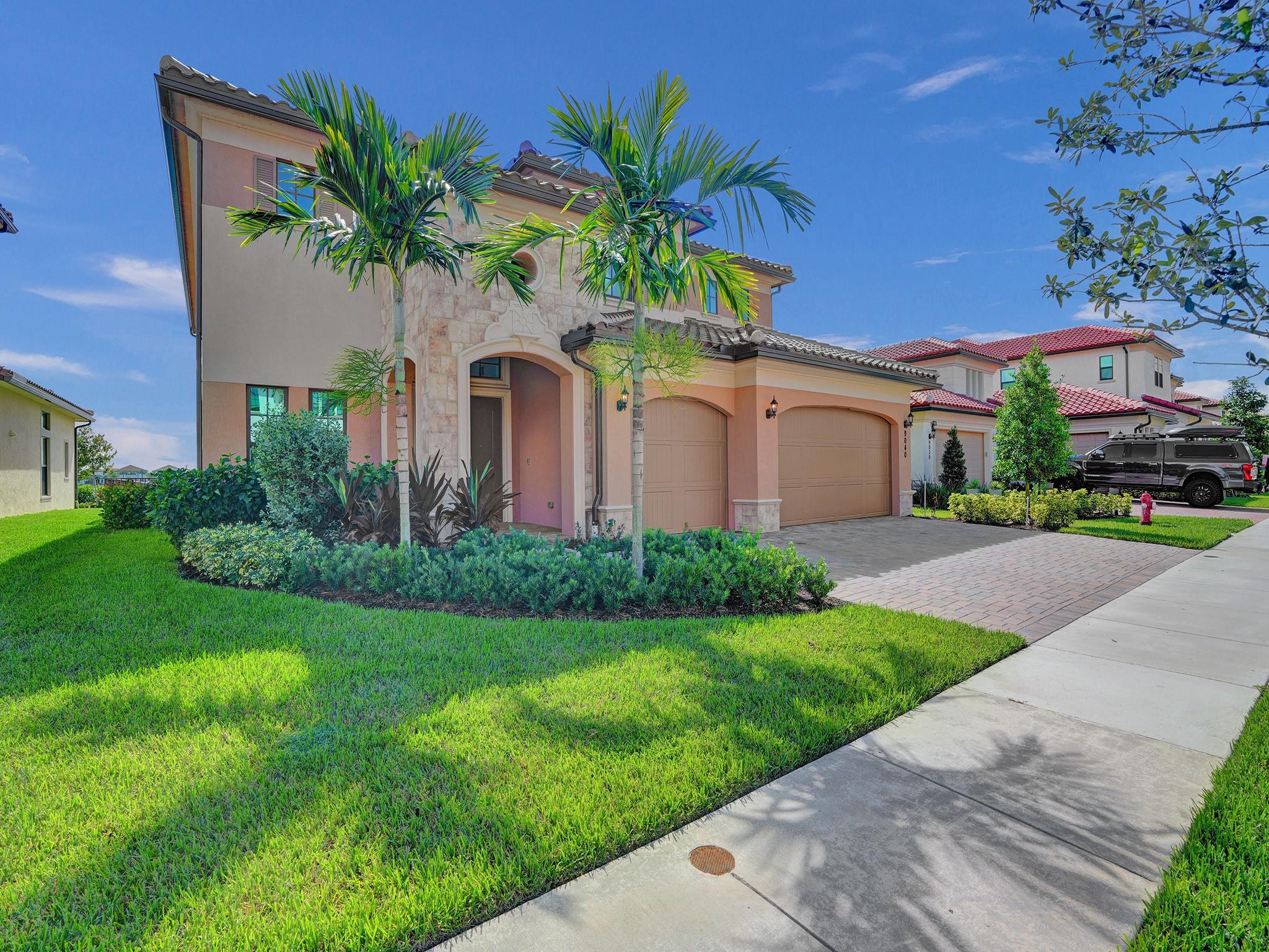 9040 W Parkland Bay Trl