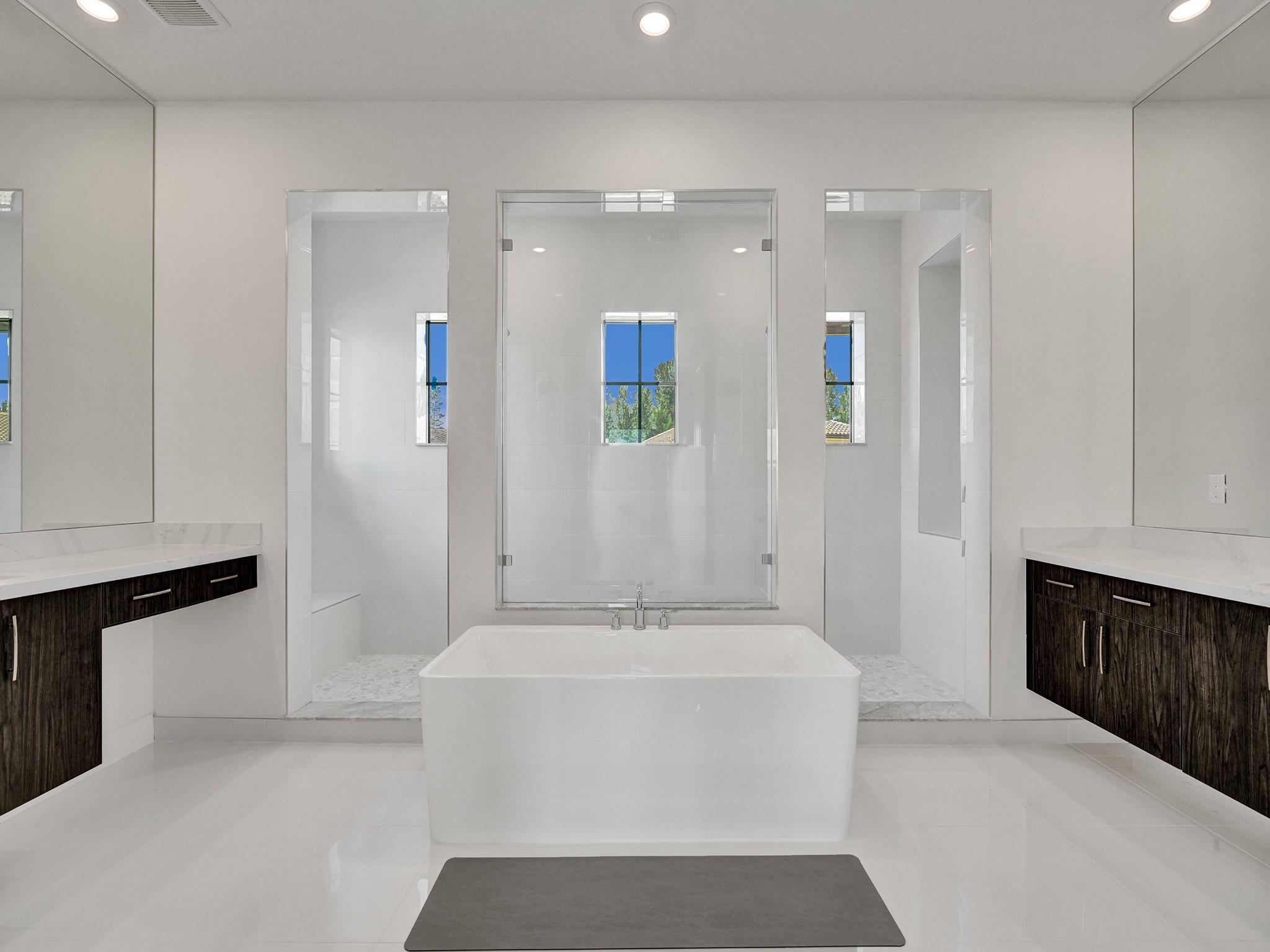 9040 W Parkland Bay Trl