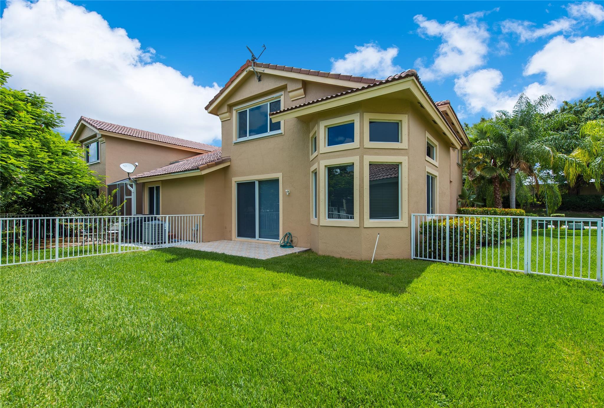 12537 NW 56 Drive, #0