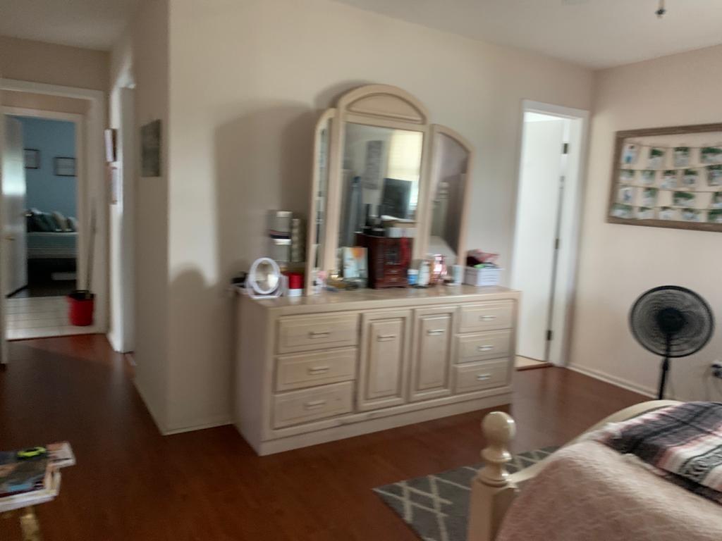 1005 NW 66th Ter