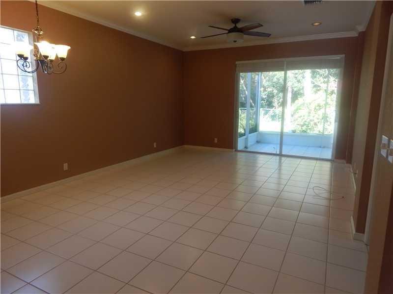 1938 NW 48th Ave